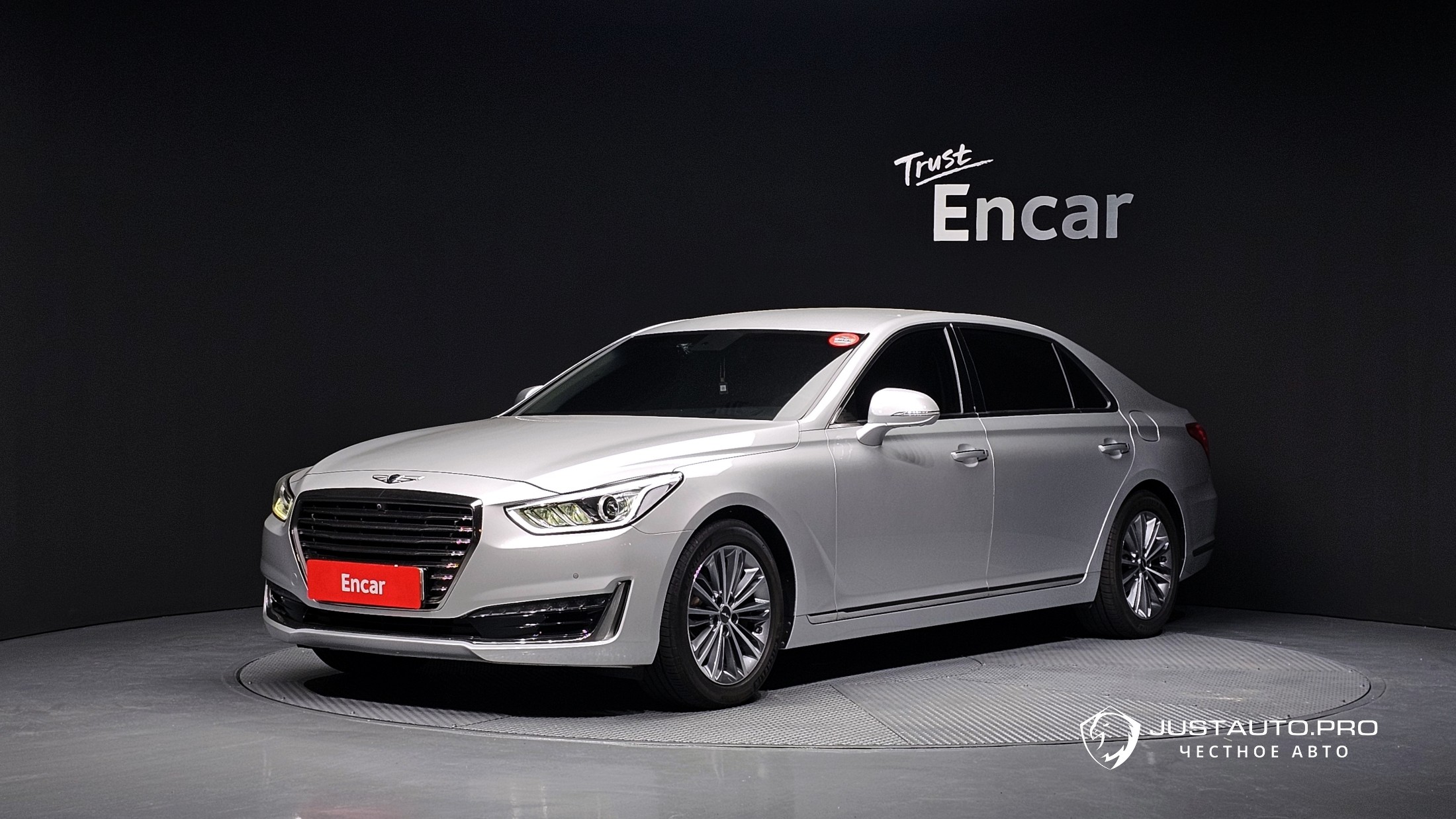 Автомобиль Genesis EQ900