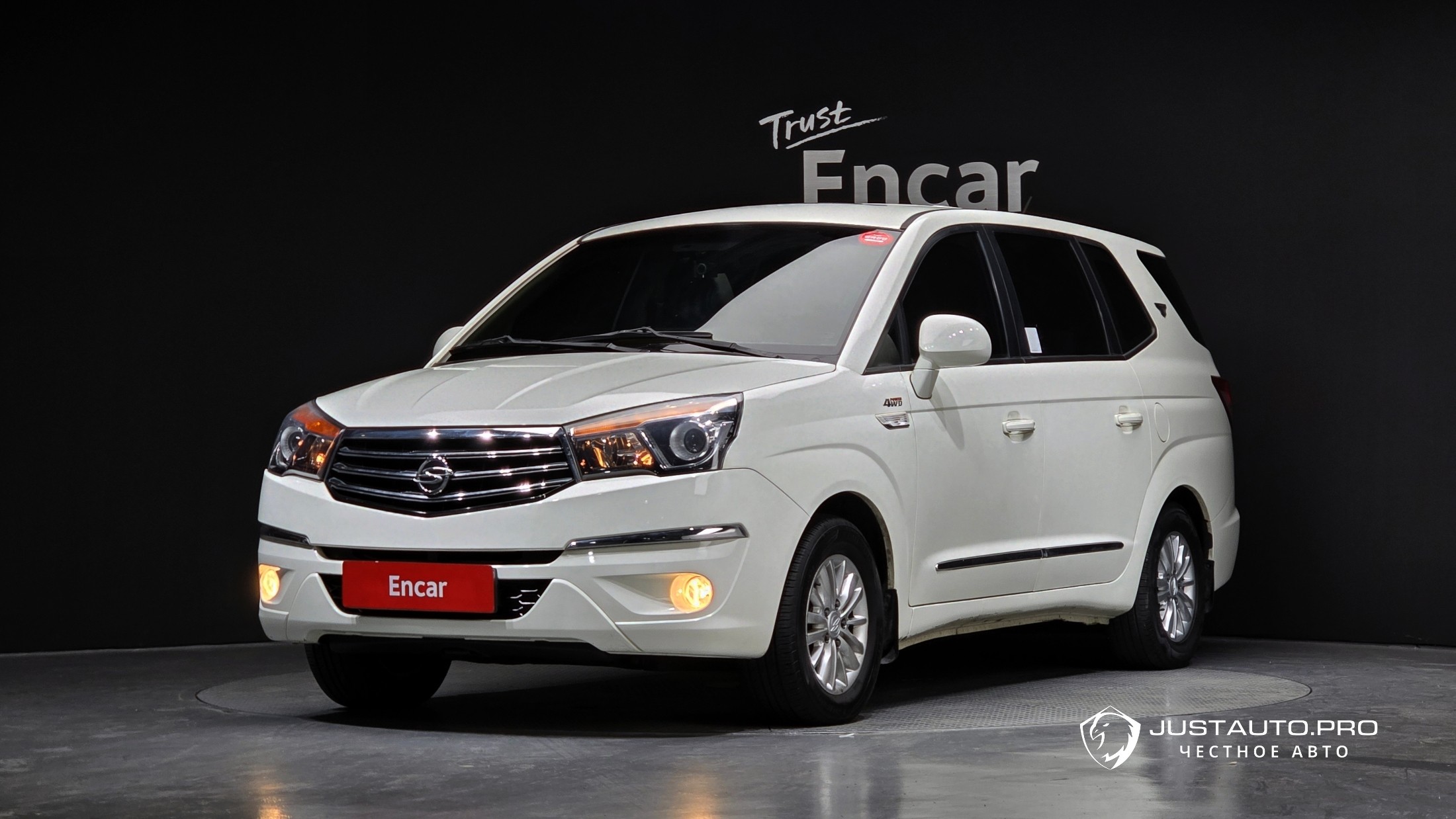 Автомобиль KG_Mobility_Ssangyong KORANDO