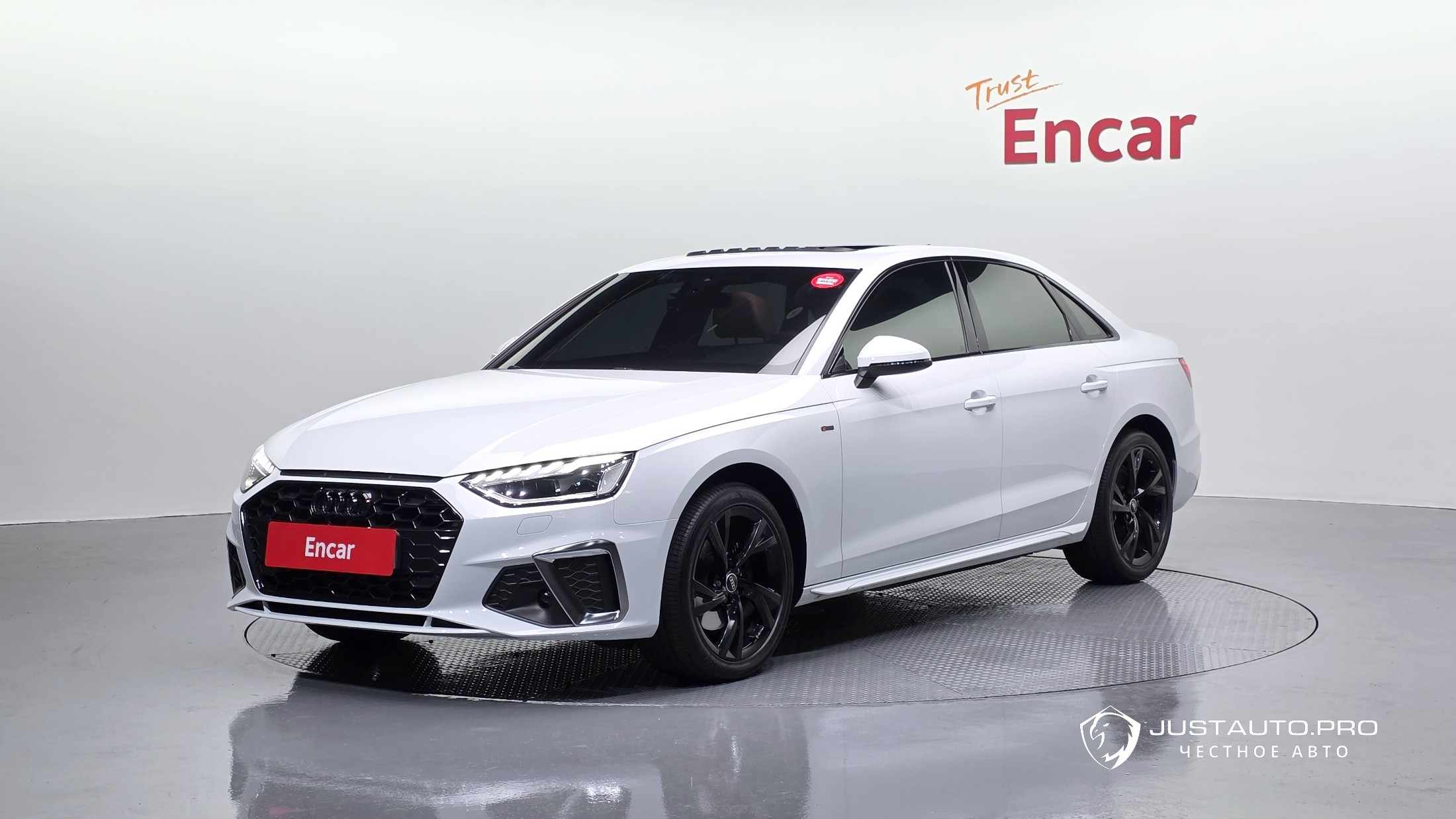 Автомобиль Audi A4