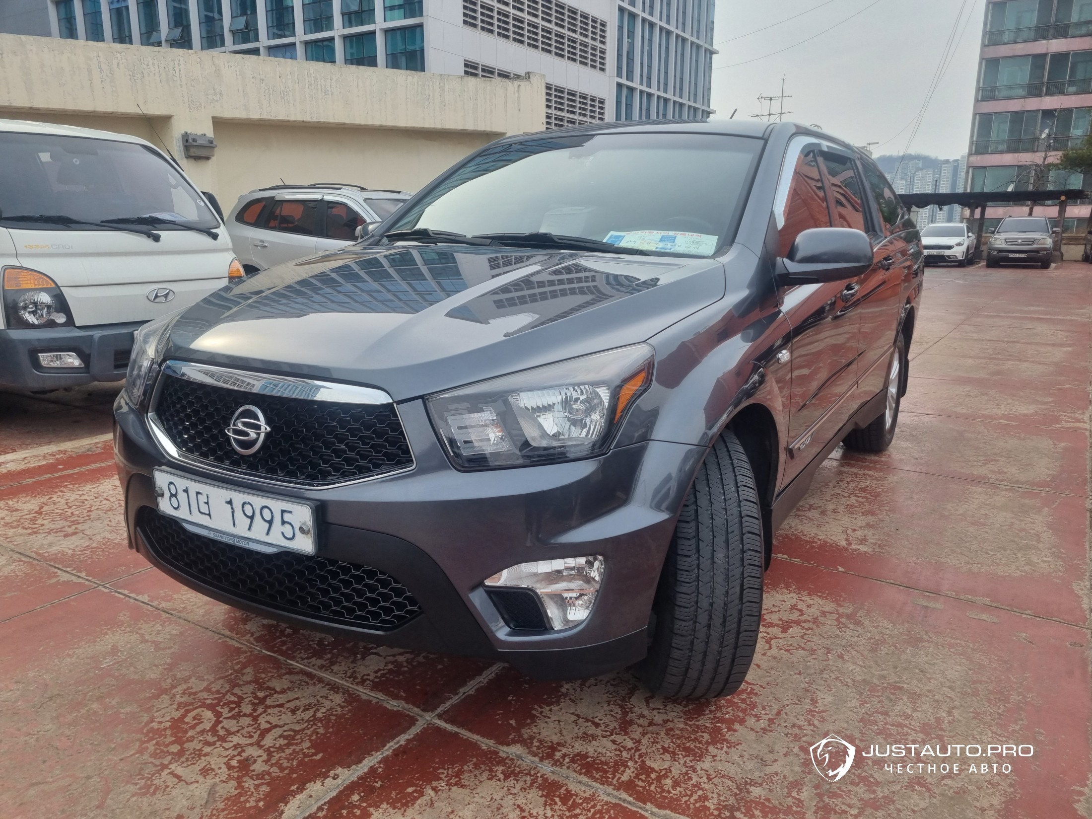 Автомобиль KG_Mobility_Ssangyong KORANDO