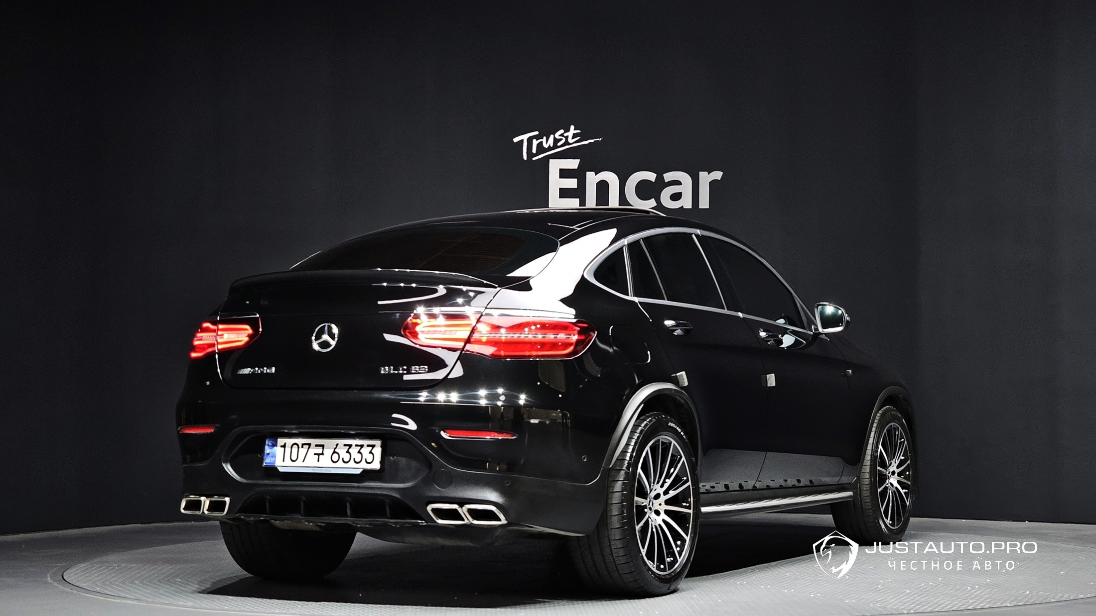 Автомобиль Mercedes-Benz GLC-Class