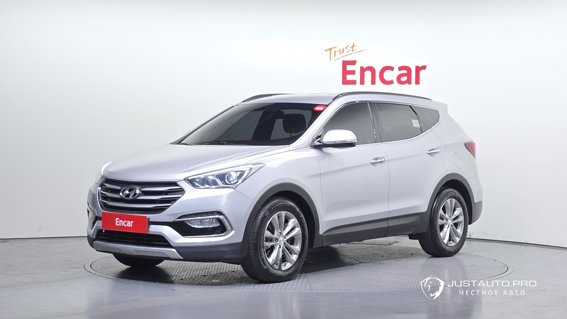 Автомобиль Hyundai Santafe