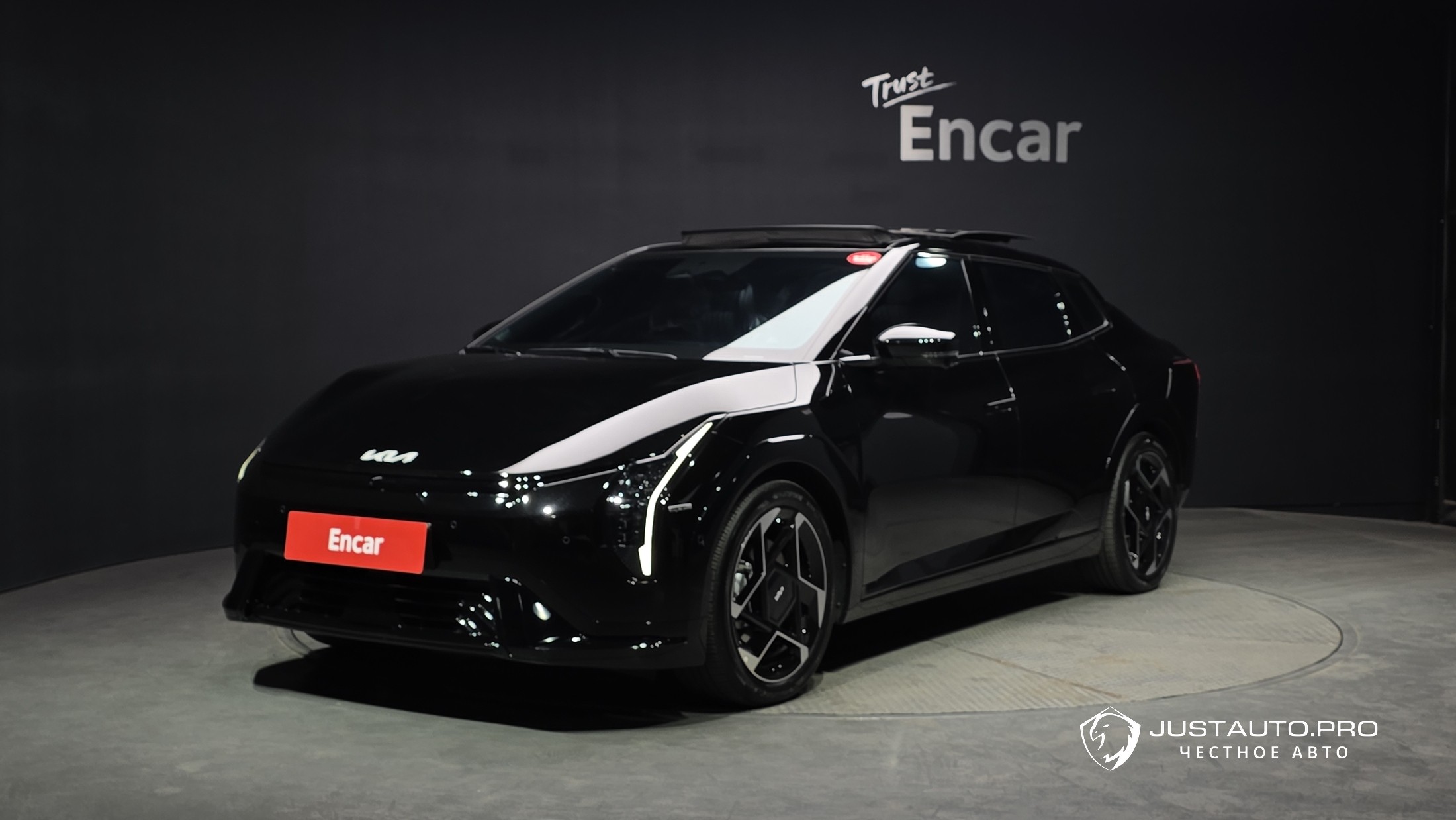 Автомобиль Kia EV4