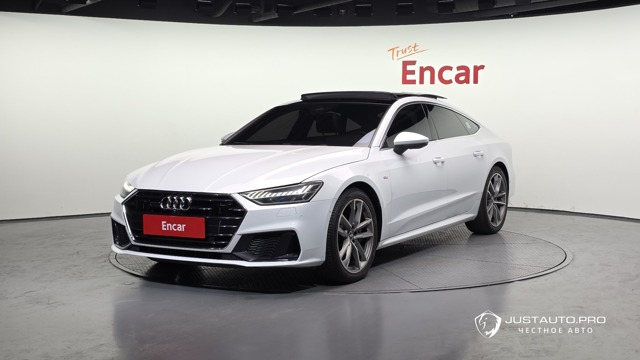 Автомобиль Audi A7