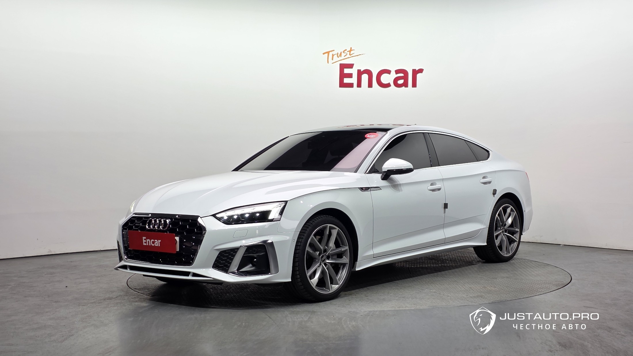 Автомобиль Audi A5