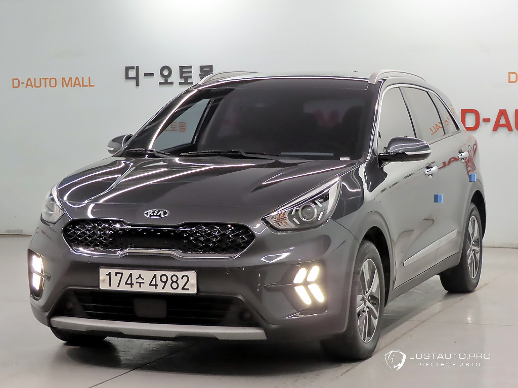 Автомобиль Kia Niro