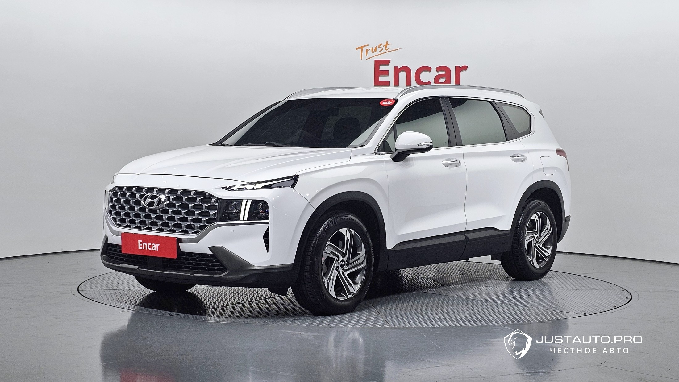 Автомобиль Hyundai Santafe