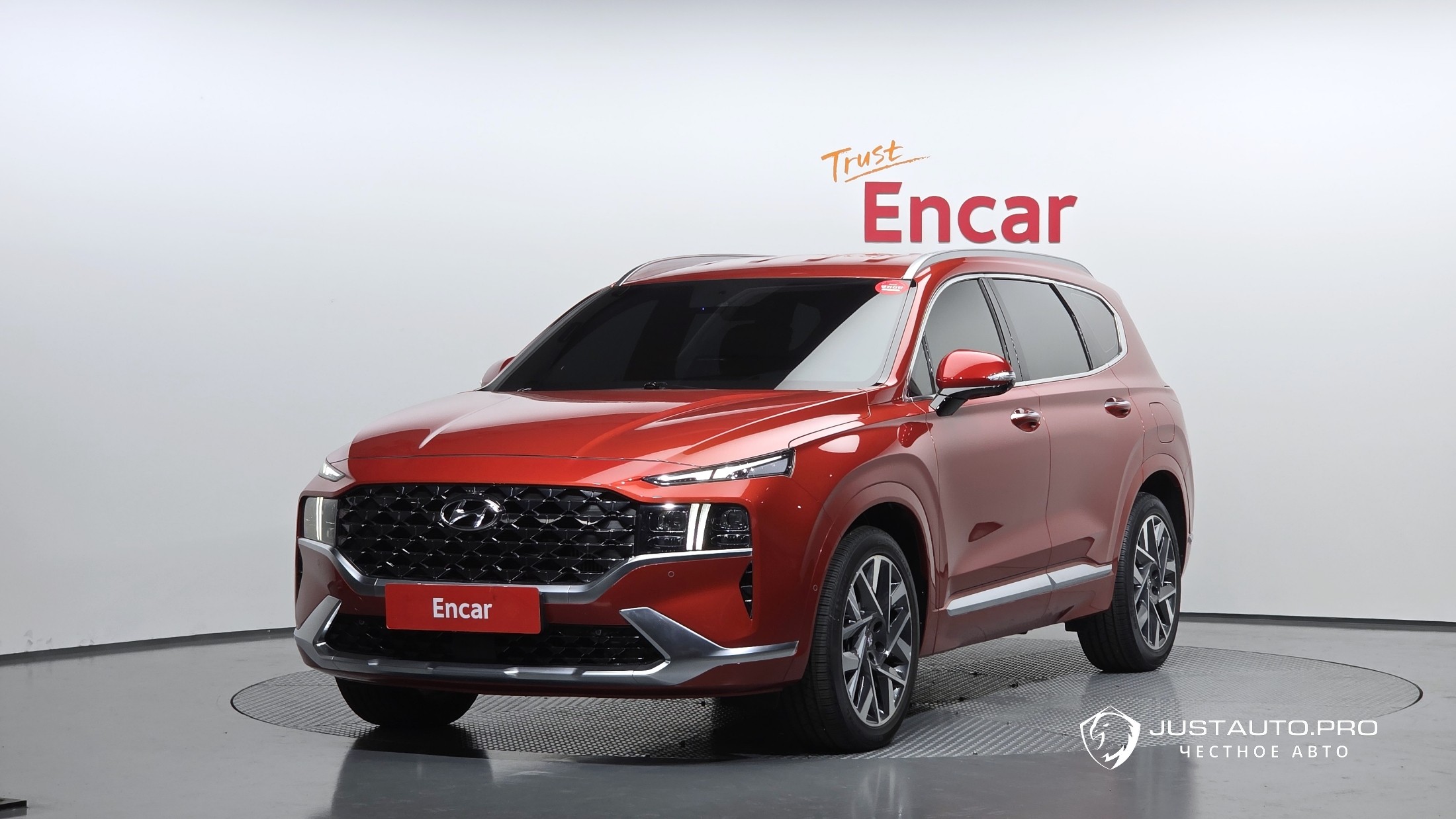 Автомобиль Hyundai Santafe