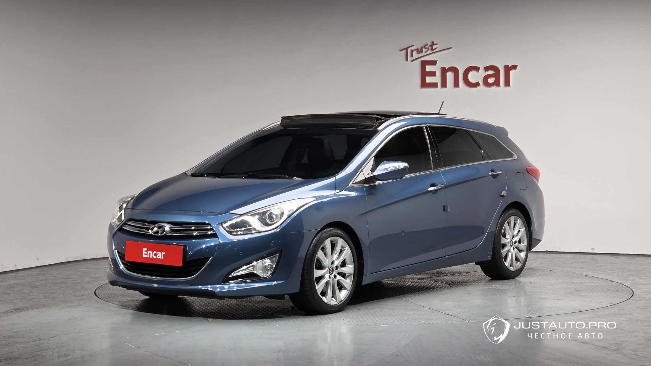 Автомобиль Hyundai i40
