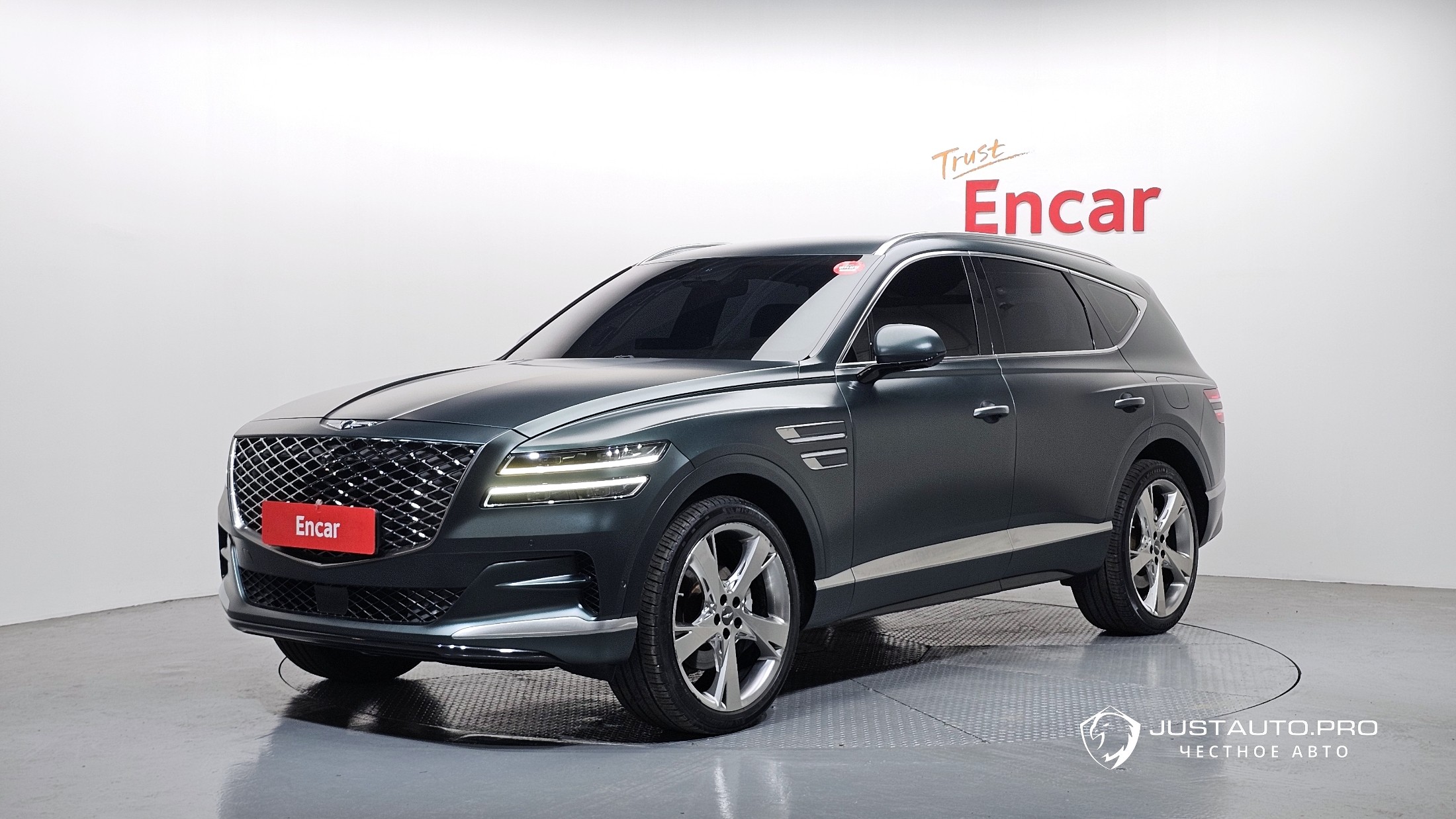 Автомобиль Genesis GV80
