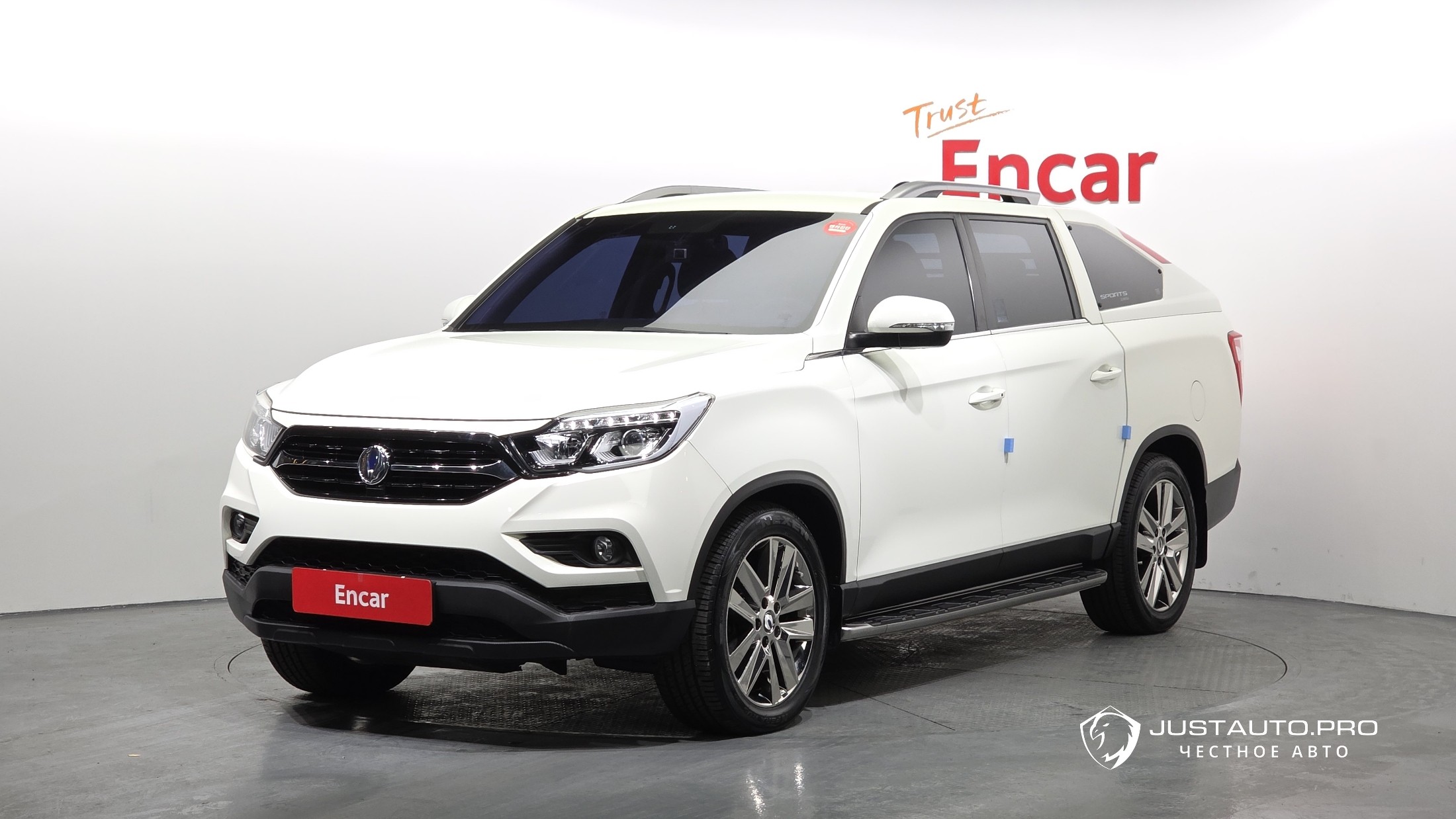 Автомобиль KG_Mobility_Ssangyong Rexton