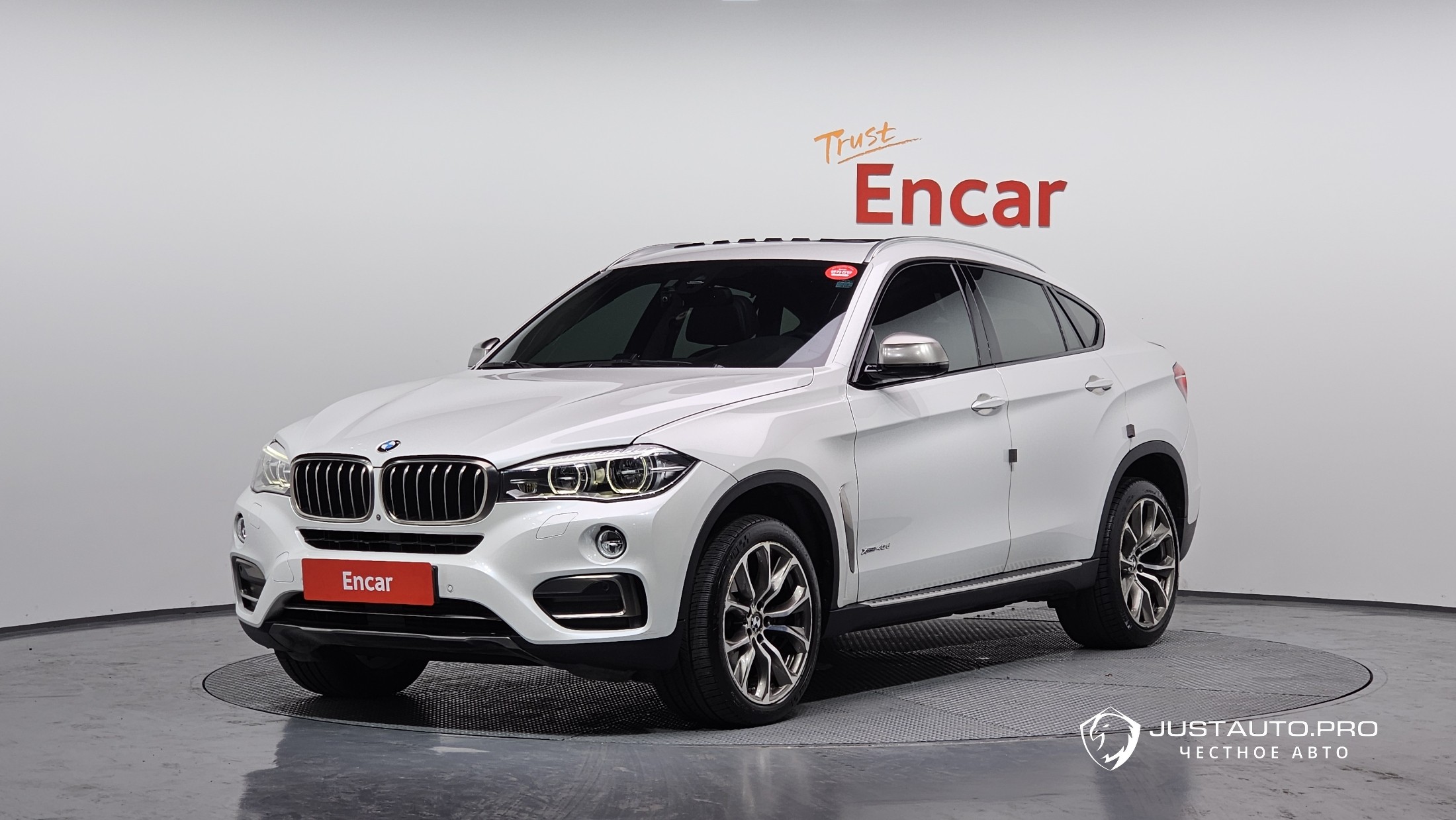 Автомобиль BMW X6
