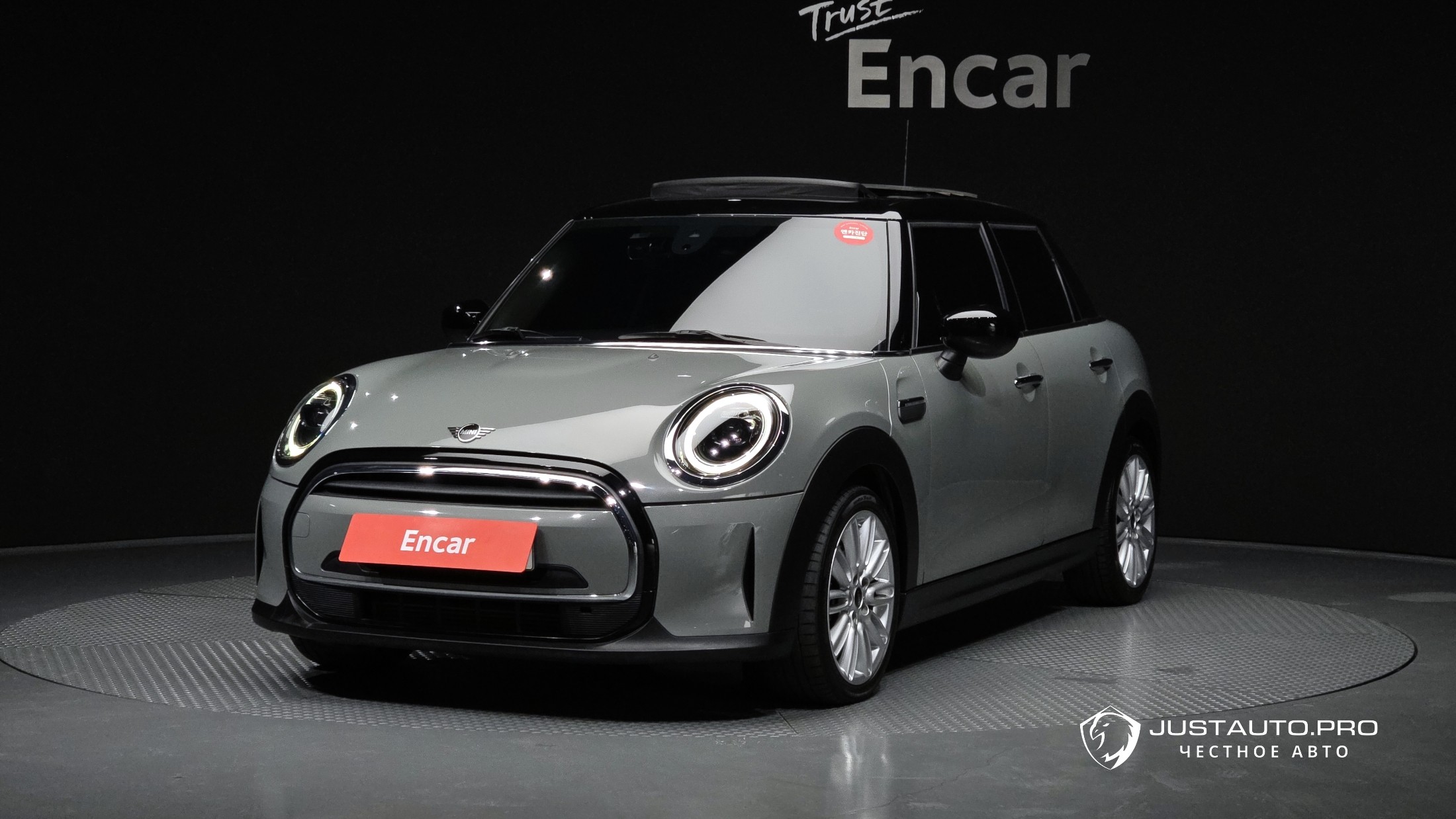 Автомобиль Mini Cooper