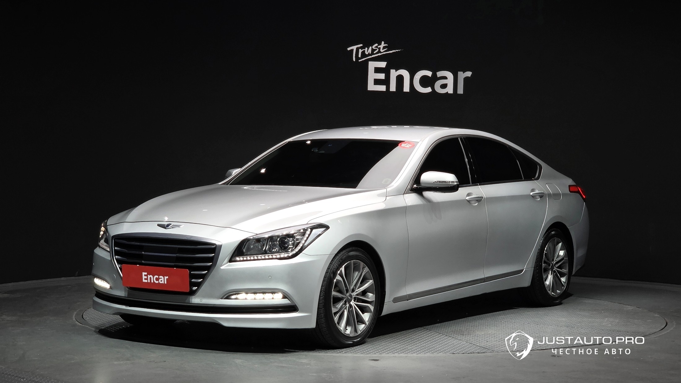 Автомобиль Hyundai Genesis