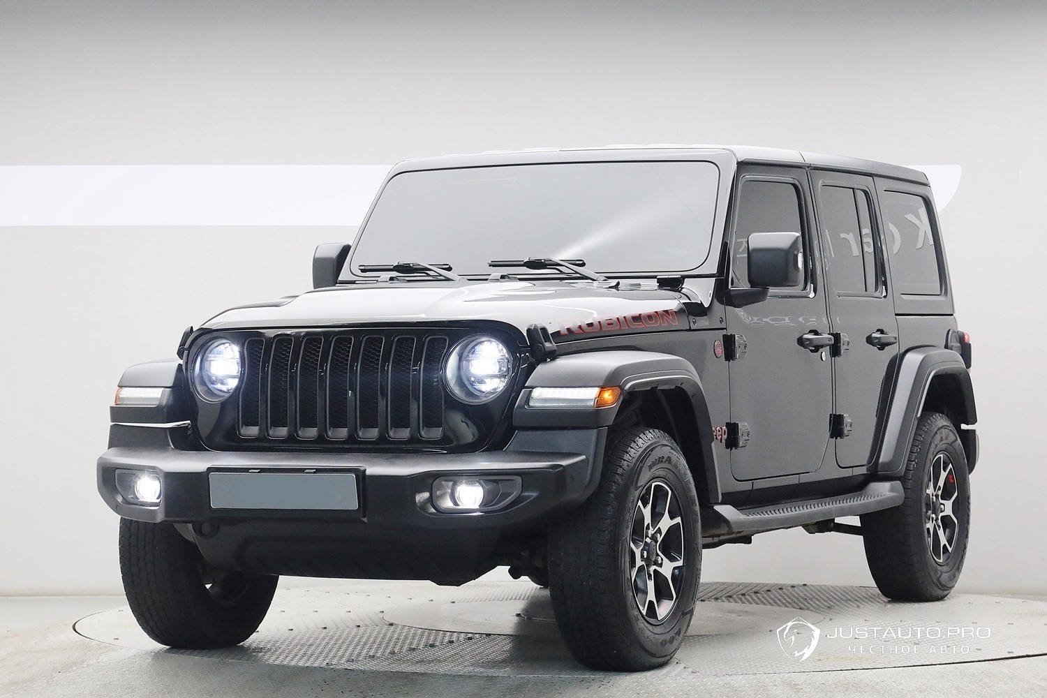 Автомобиль Jeep Wrangler