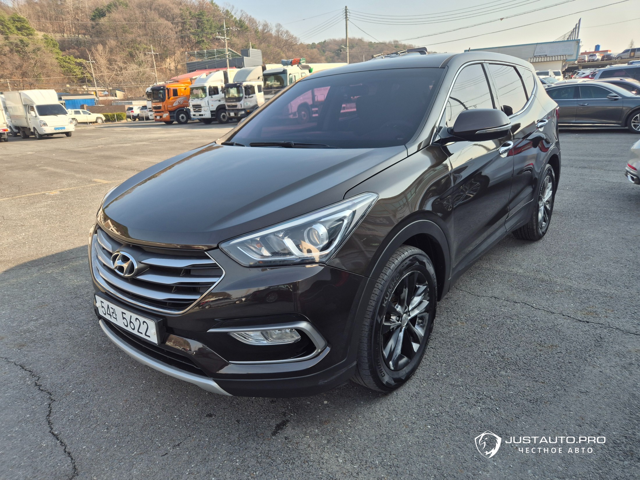 Автомобиль Hyundai Santafe