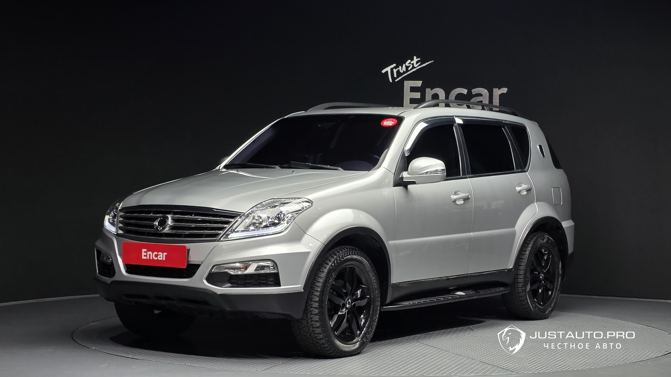 Автомобиль KG_Mobility_Ssangyong Rexton