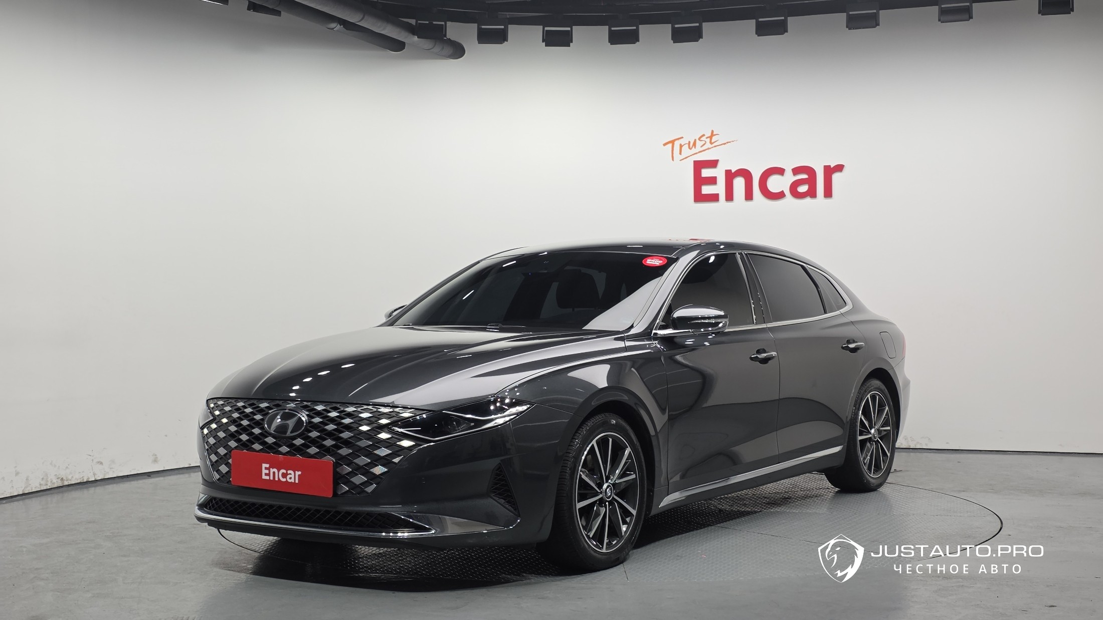 Автомобиль Hyundai Grandeur
