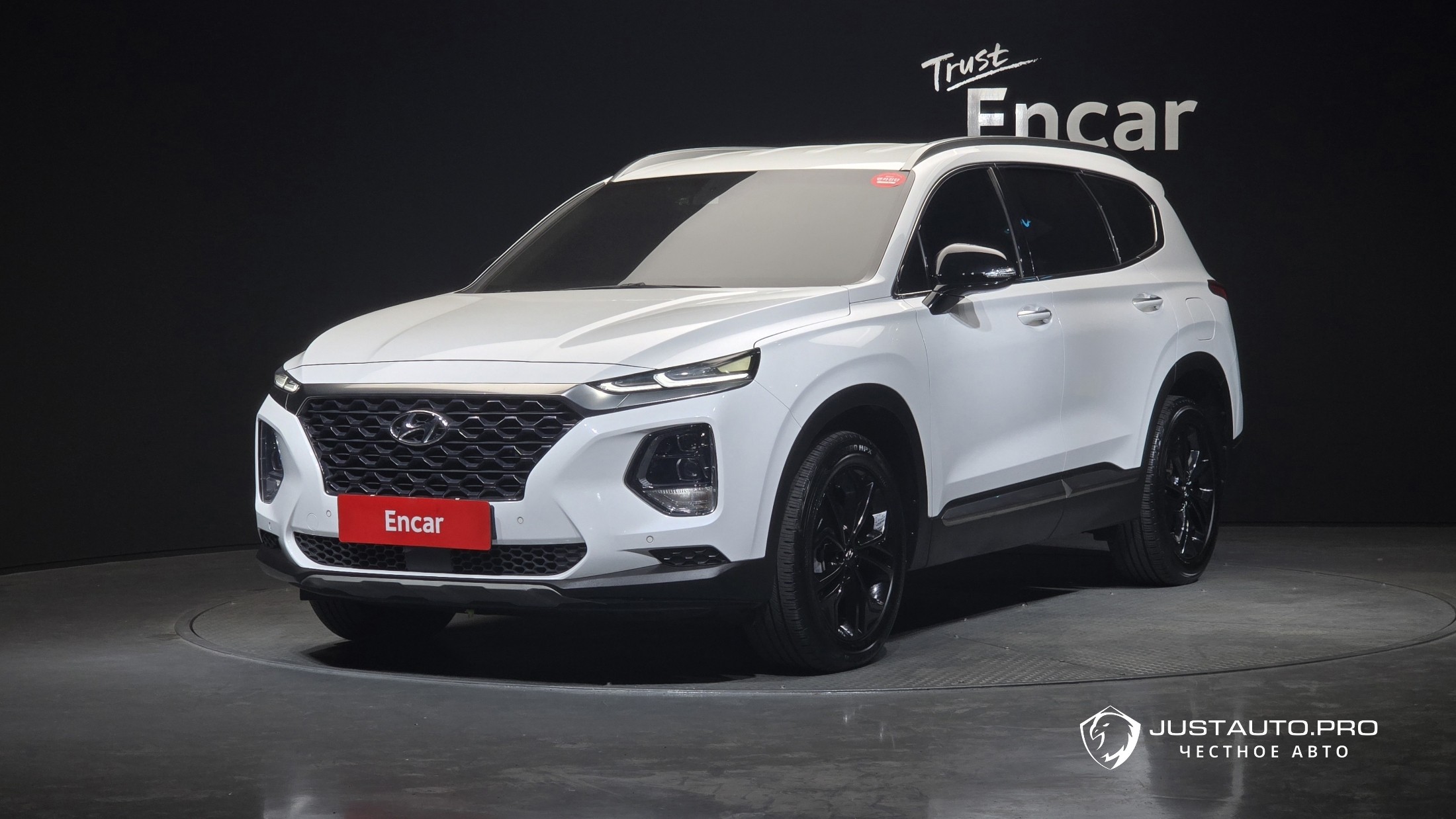 Автомобиль Hyundai Santafe
