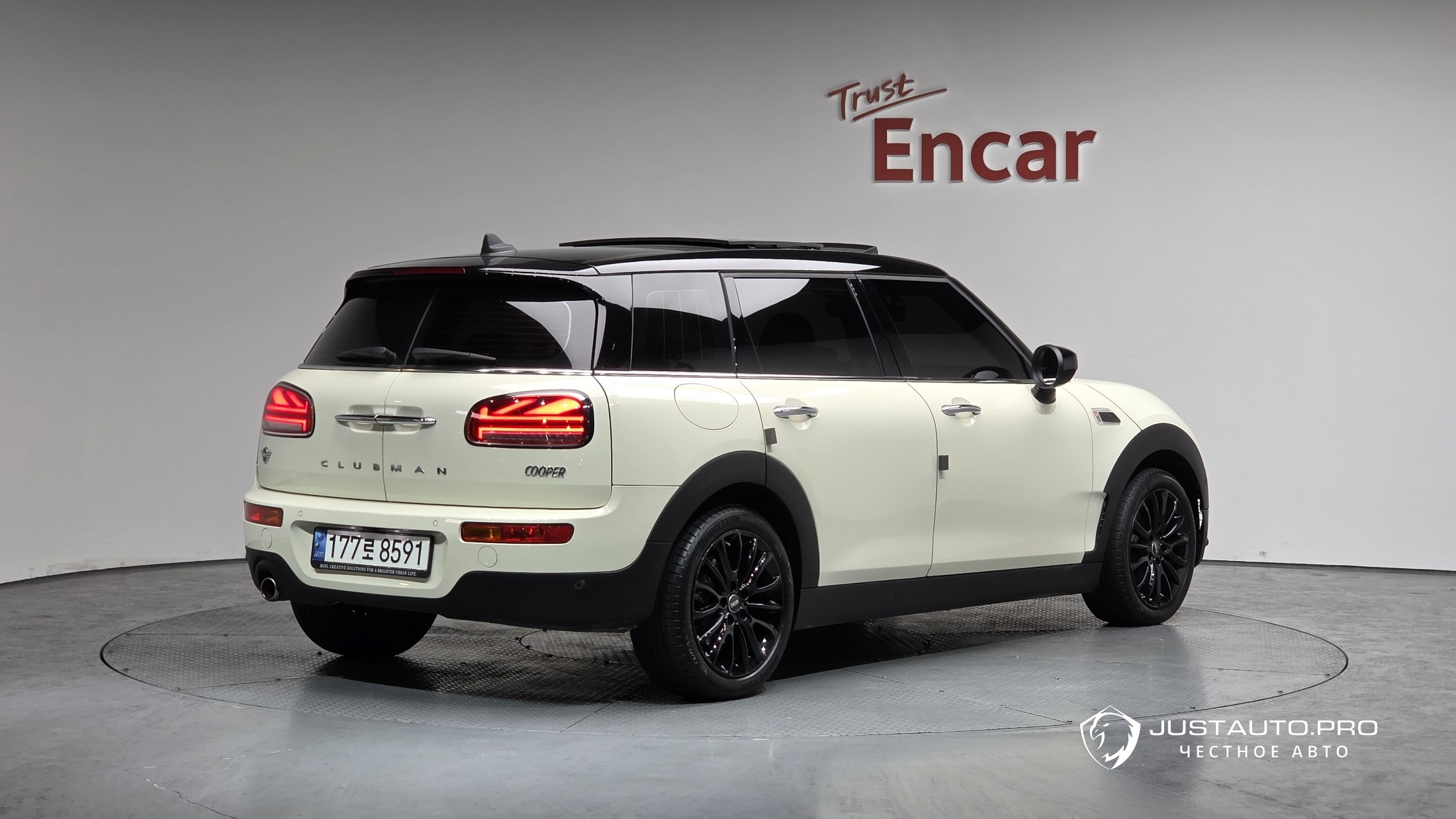 Автомобиль Mini Clubman