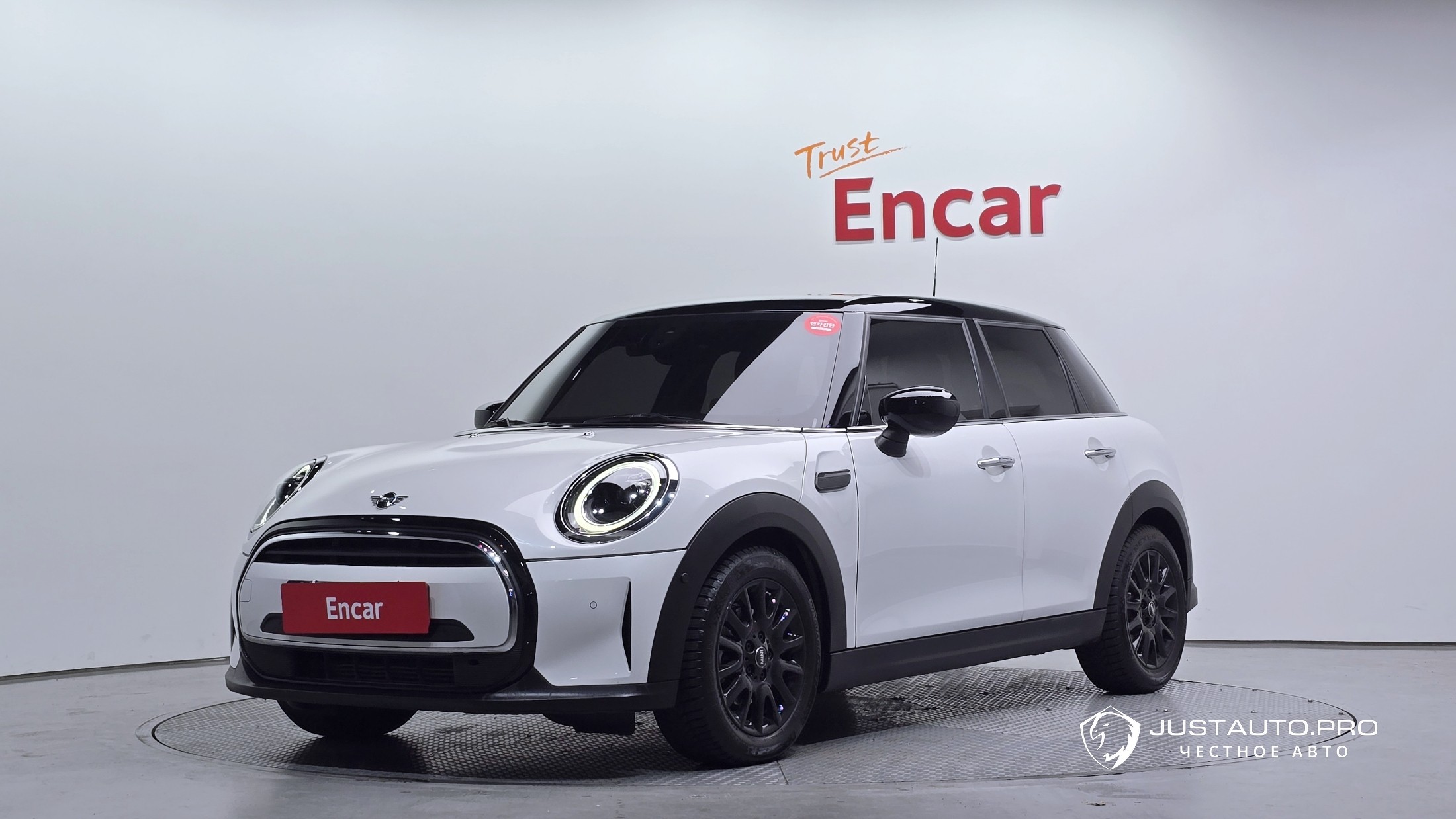 Автомобиль Mini Cooper