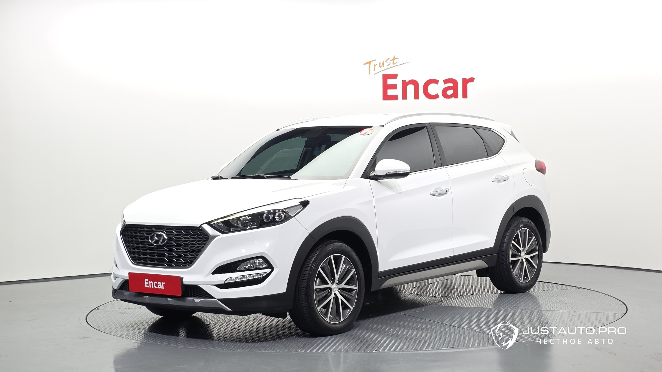 Автомобиль Hyundai Tucson