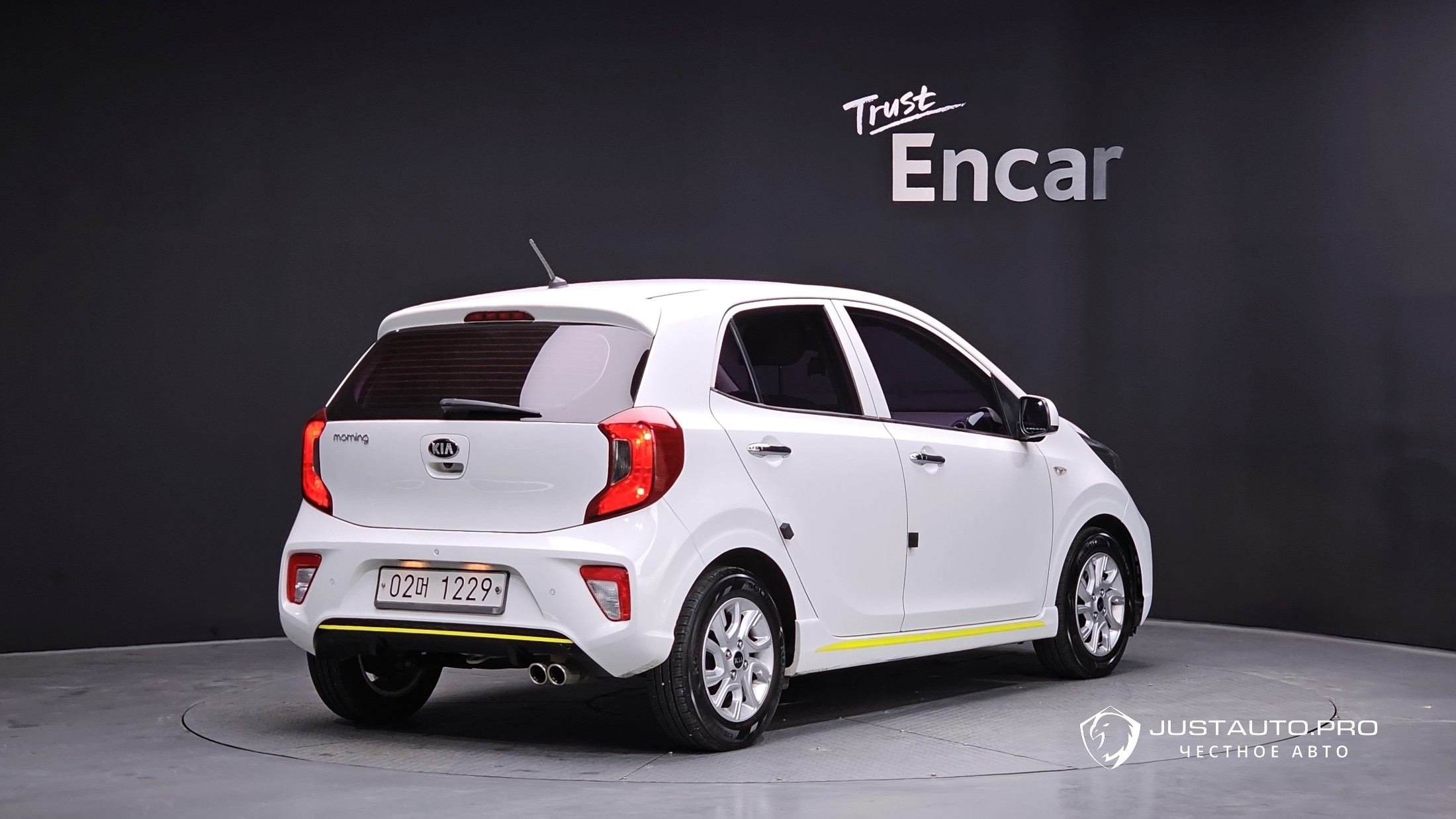 Автомобиль Kia morning