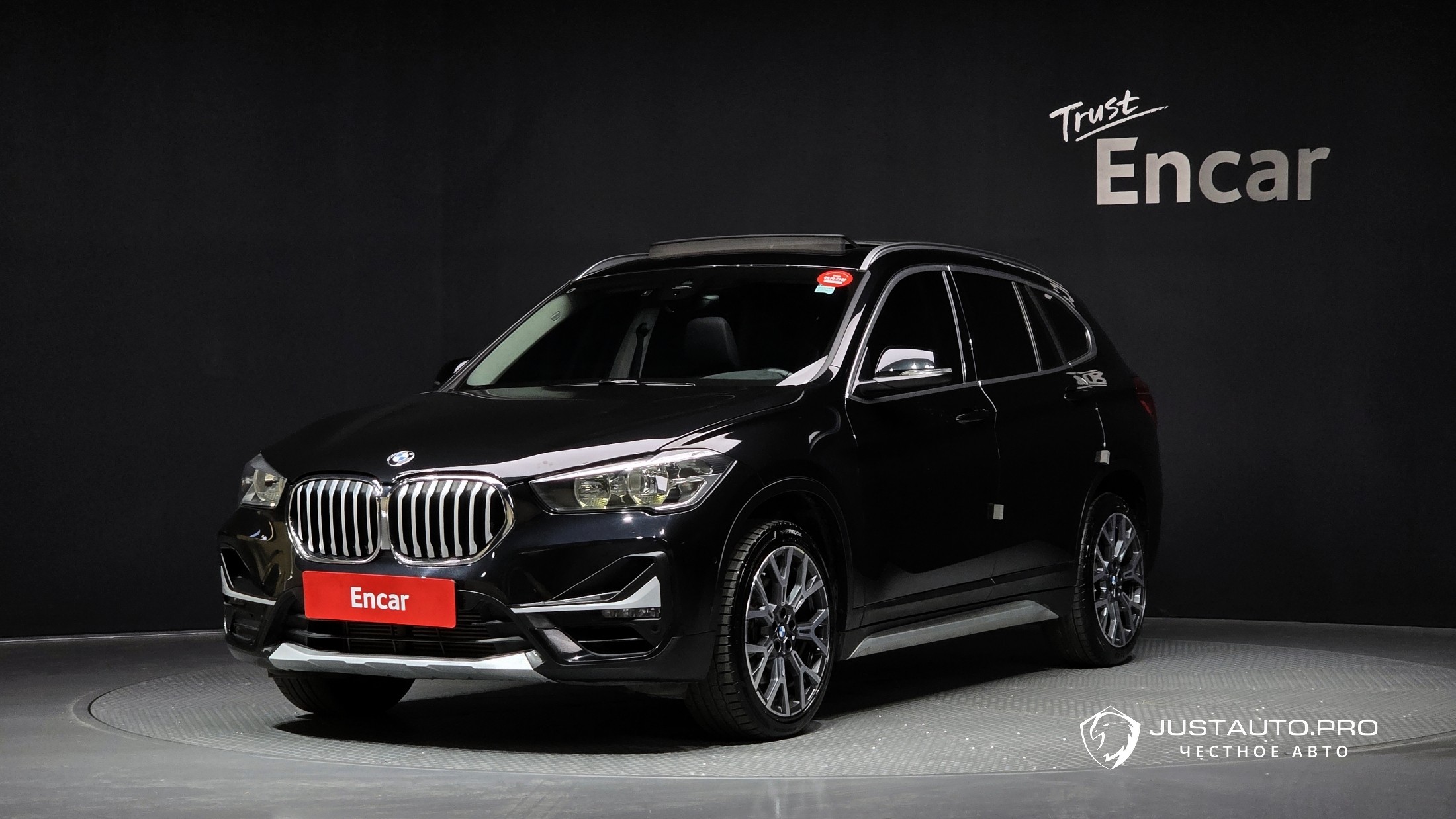 Автомобиль BMW X1