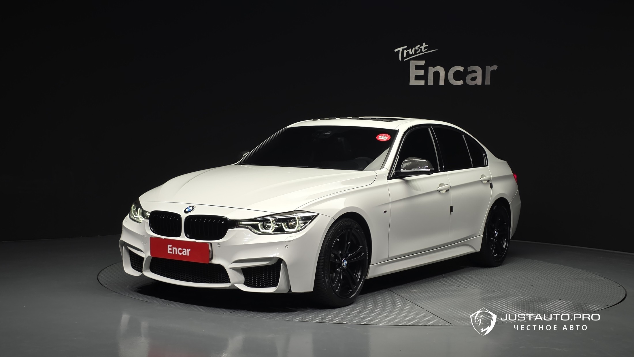 Автомобиль BMW 3-Series