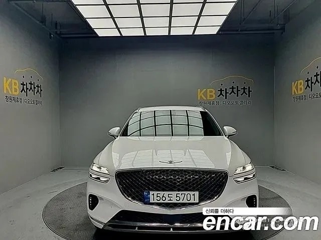 Автомобиль Genesis GV70