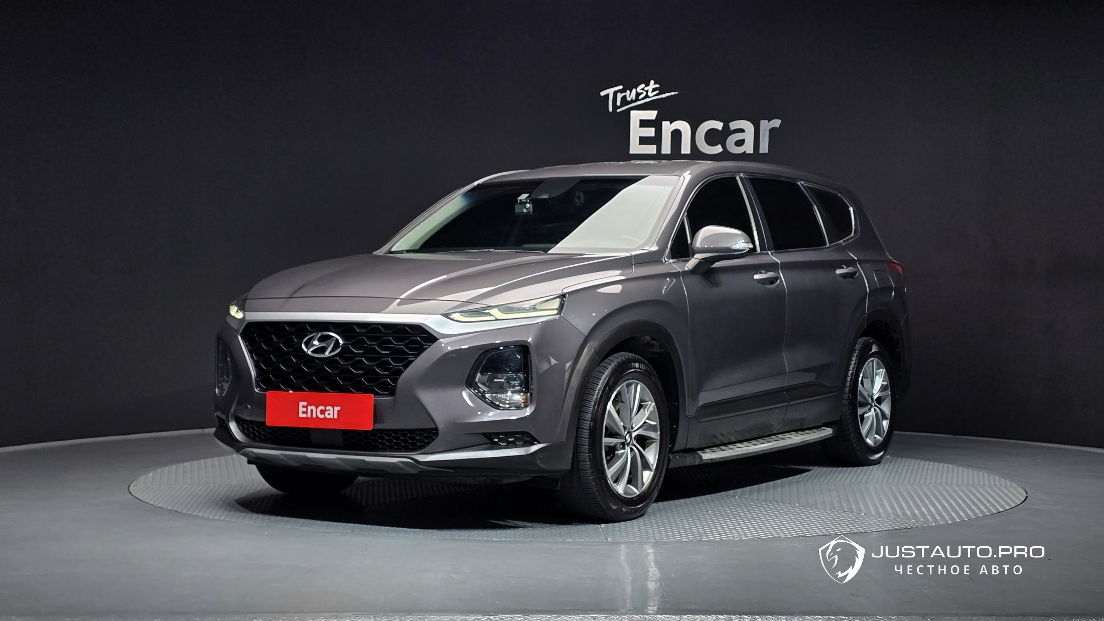 Автомобиль Hyundai Santafe