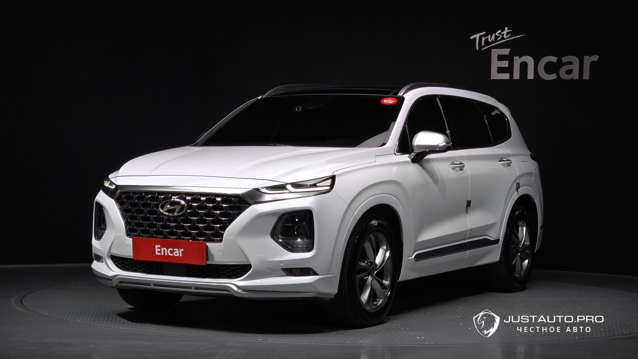 Автомобиль Hyundai Santafe