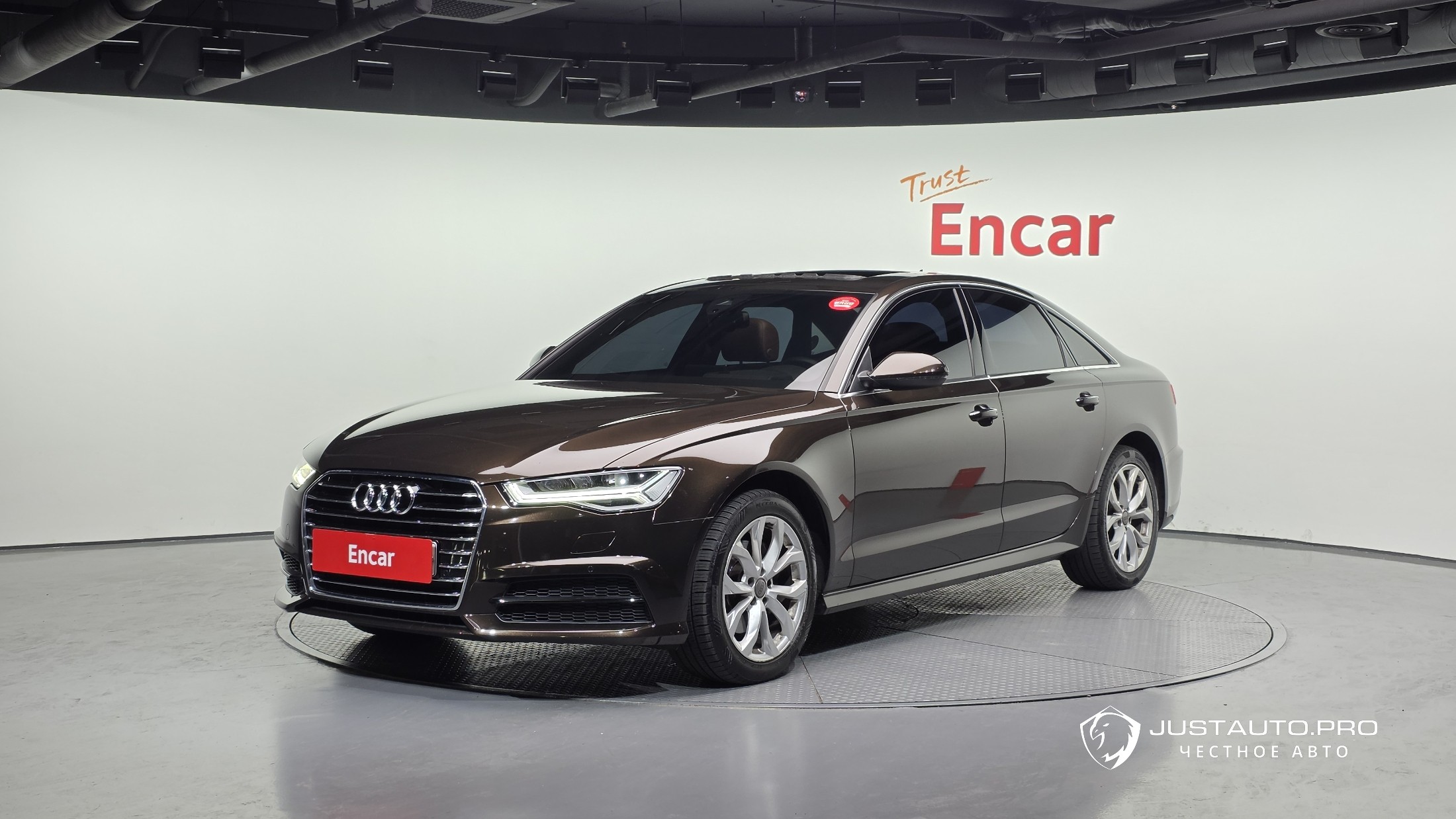 Автомобиль Audi A6