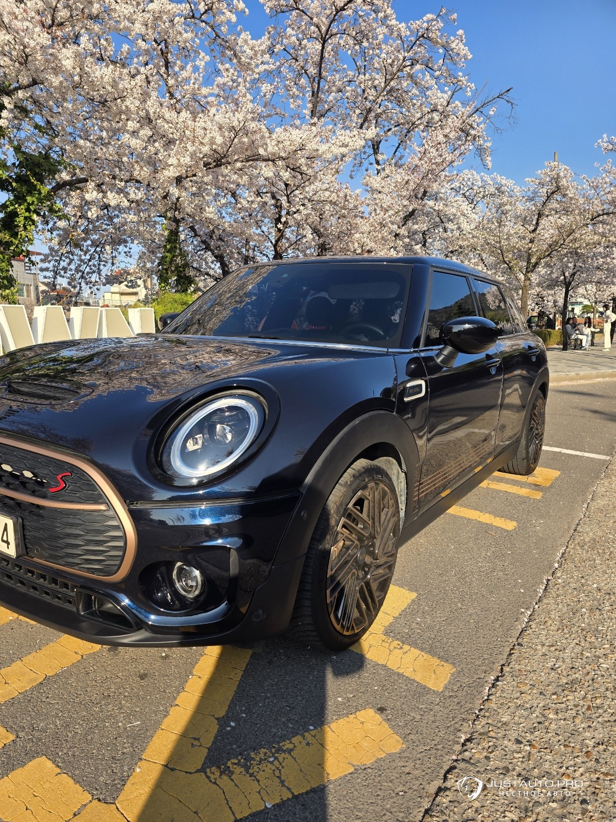 Автомобиль Mini Clubman