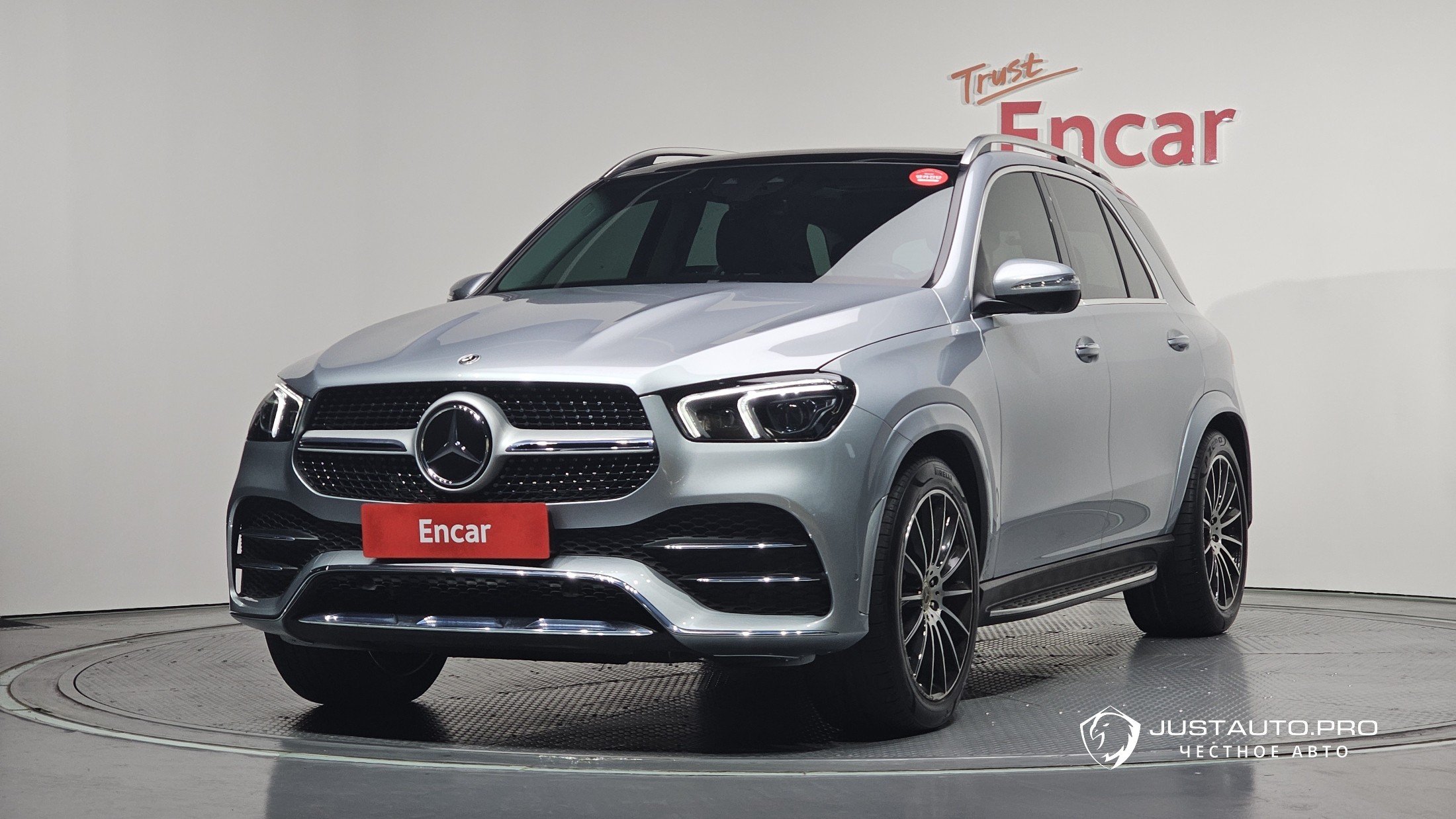 Автомобиль Mercedes-Benz GLE-Class