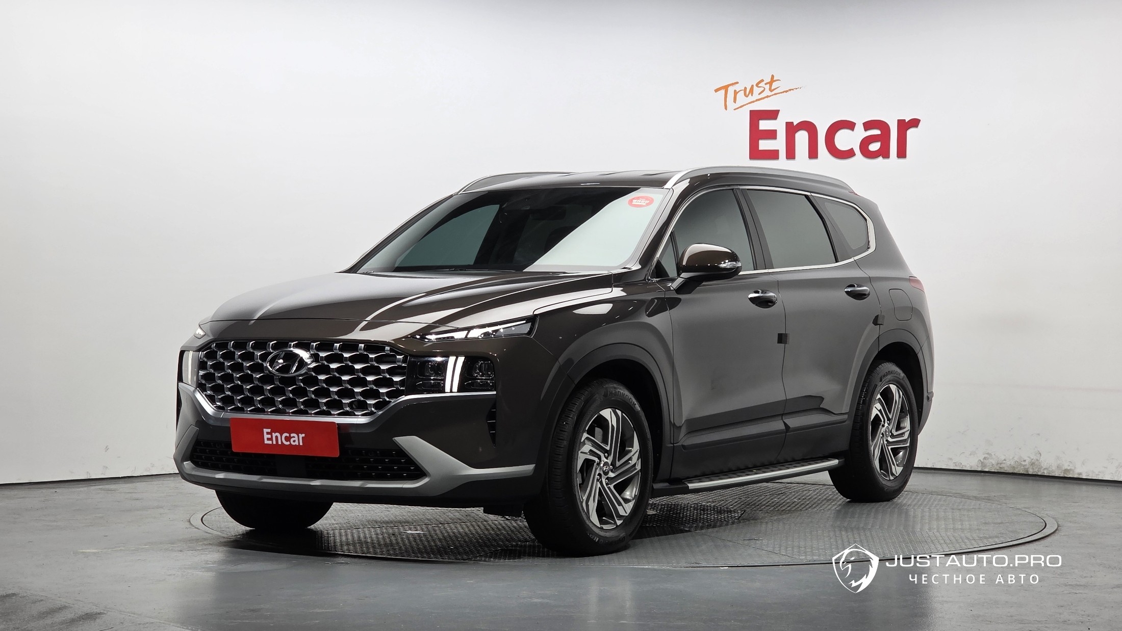 Автомобиль Hyundai Santafe