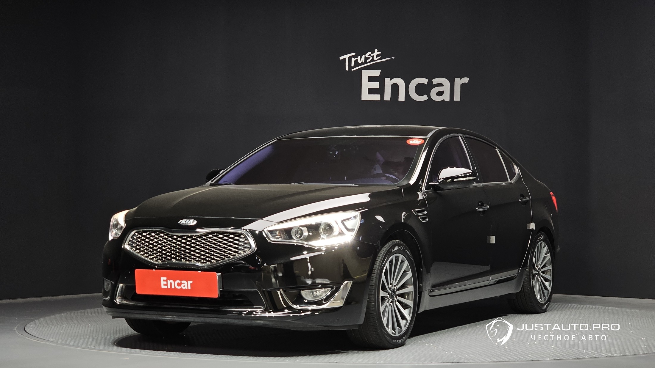 Автомобиль Kia K7
