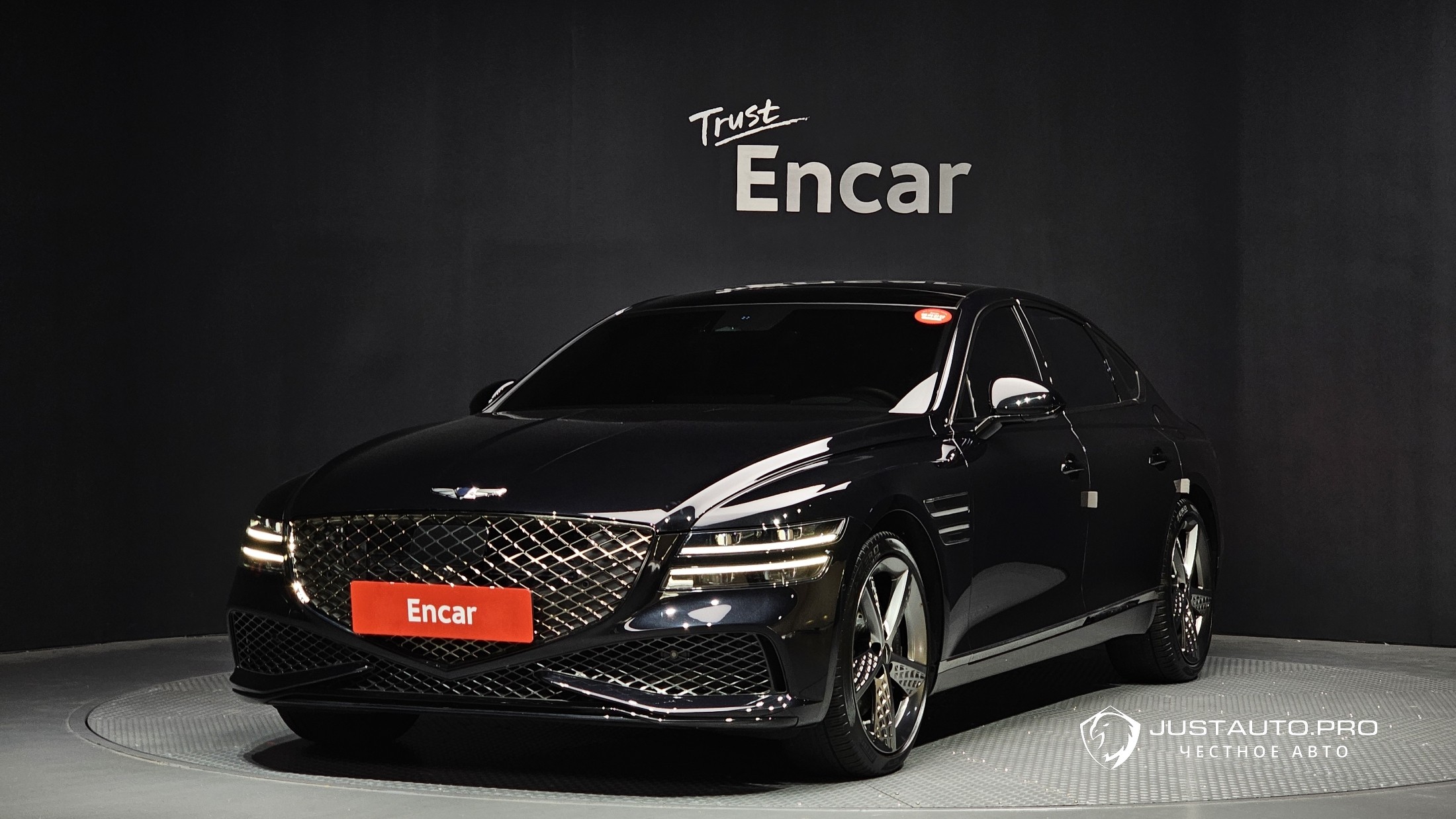 Автомобиль Genesis G80