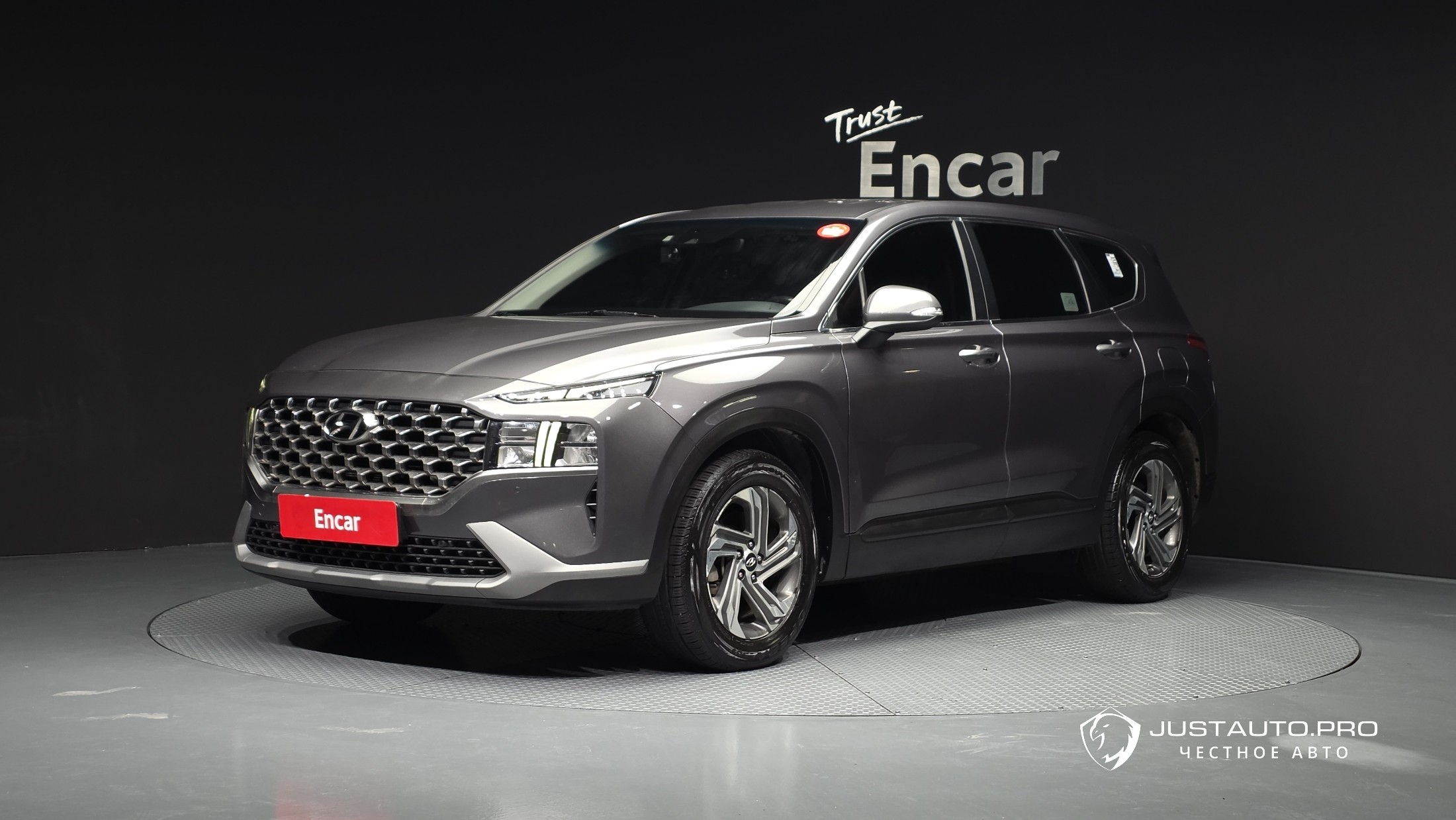 Автомобиль Hyundai Santafe