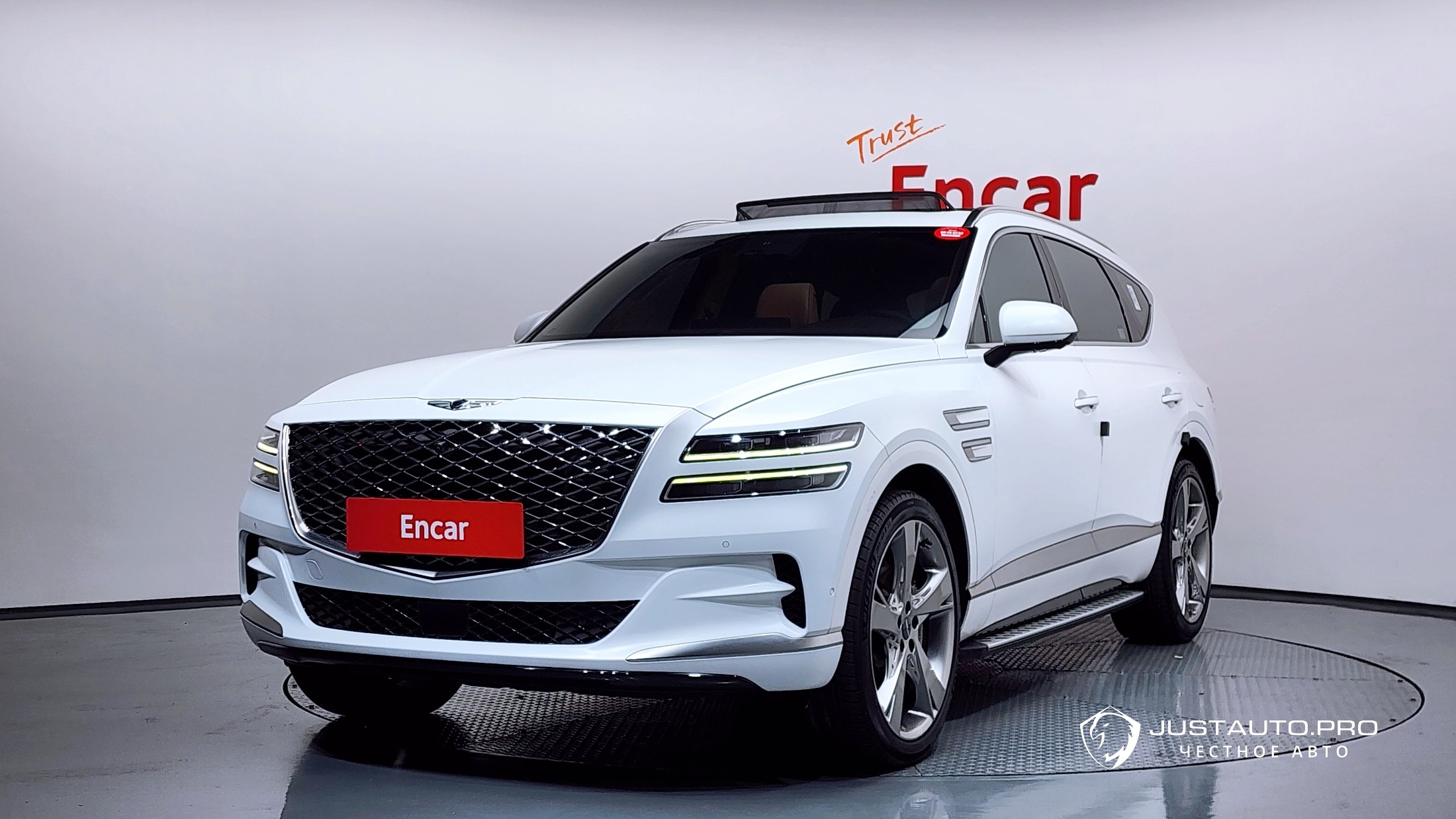 Автомобиль Genesis GV80