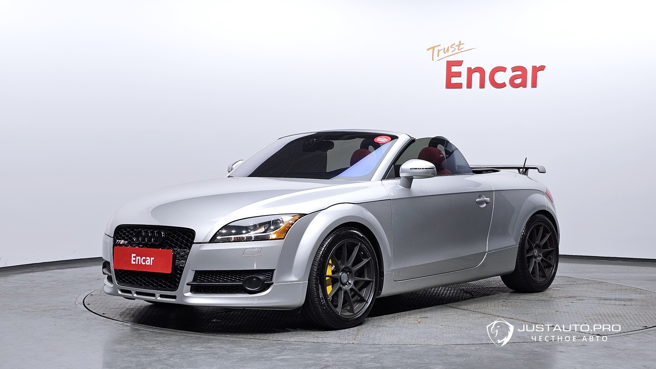 Автомобиль Audi TT