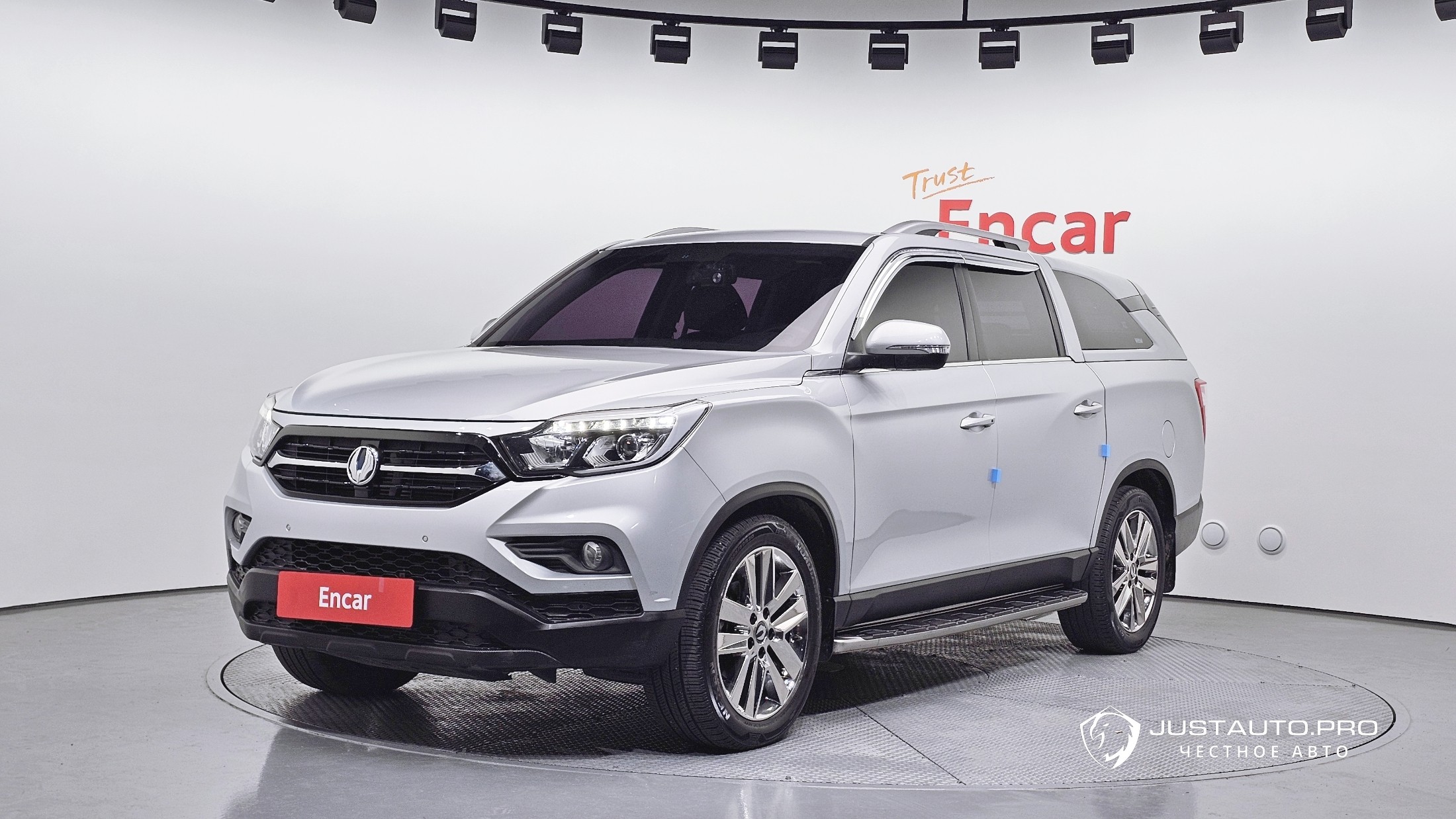 Автомобиль KG_Mobility_Ssangyong Rexton