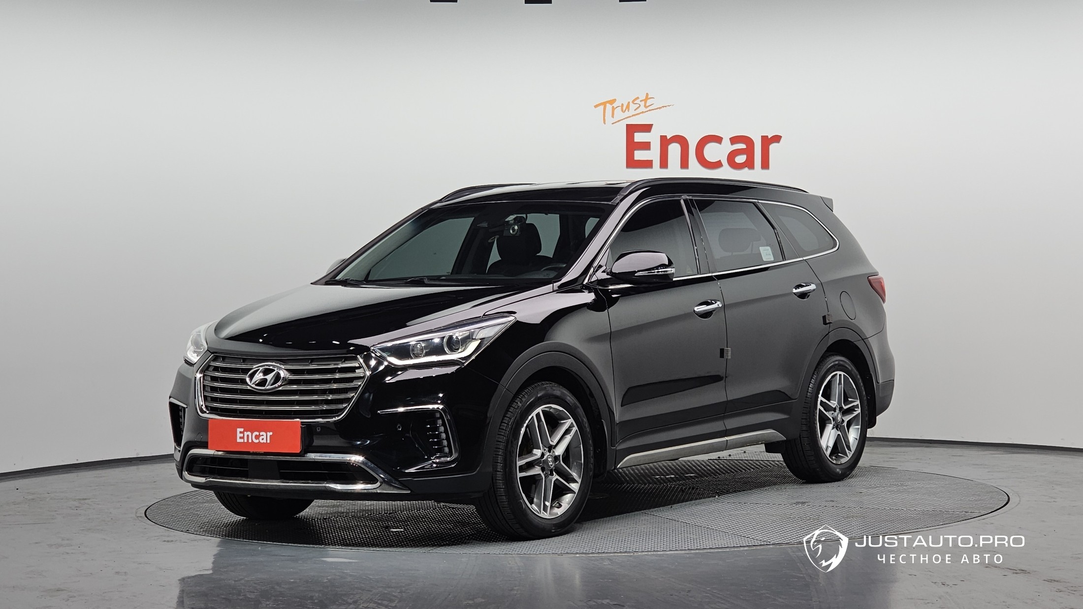 Автомобиль Hyundai Maxcruz