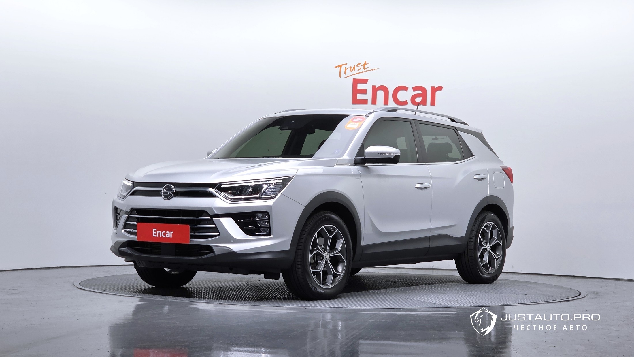 Автомобиль KG_Mobility_Ssangyong KORANDO