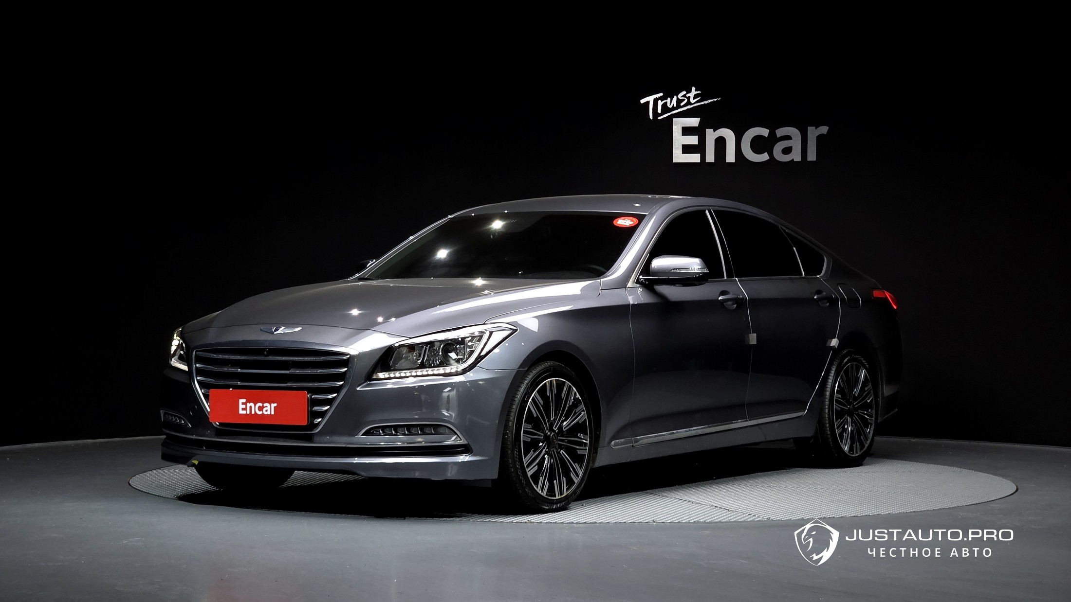 Автомобиль Hyundai Genesis