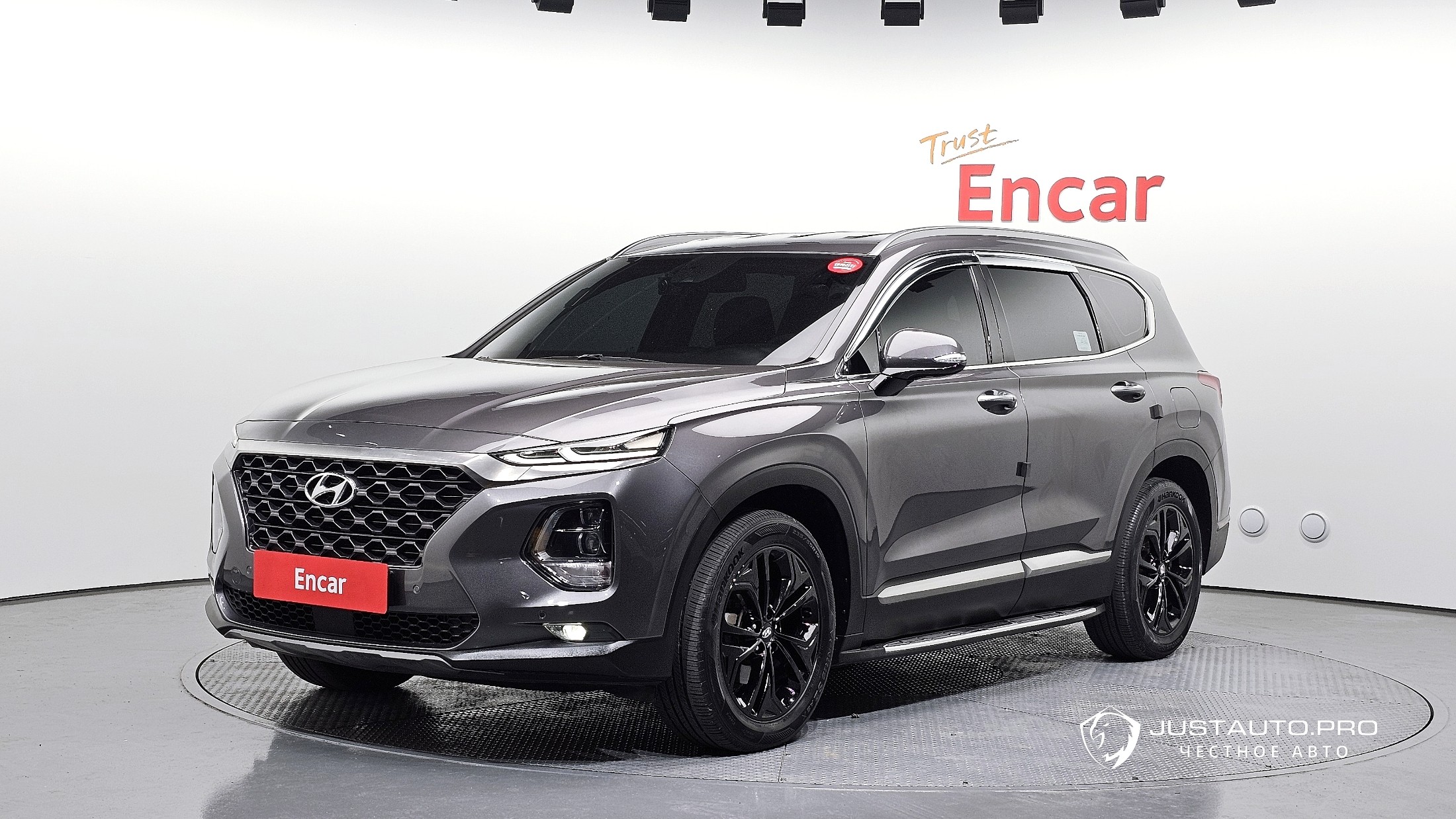 Автомобиль Hyundai Santafe