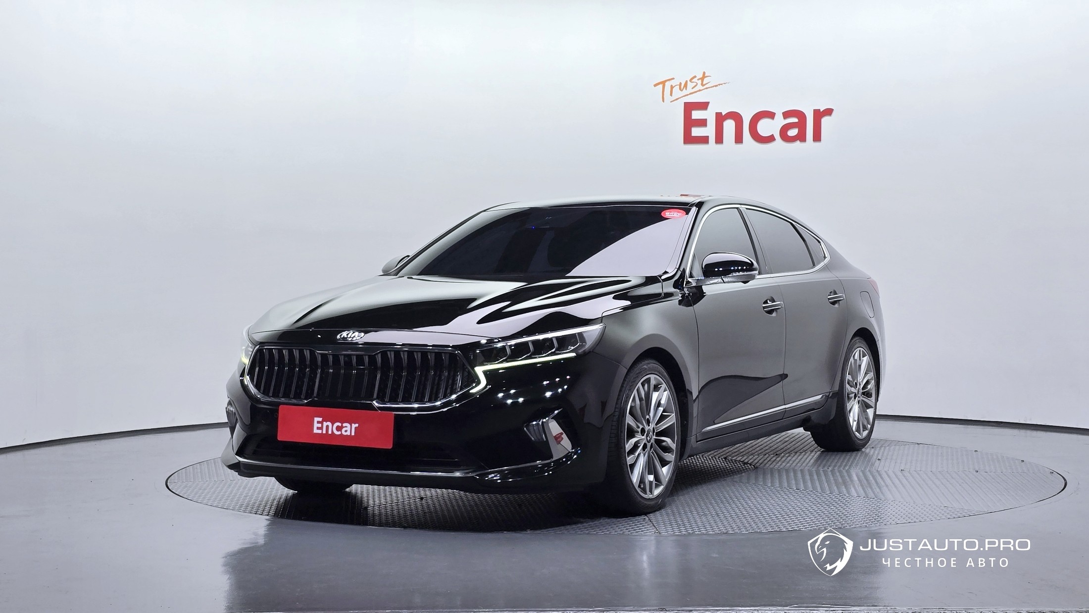 Автомобиль Kia K7