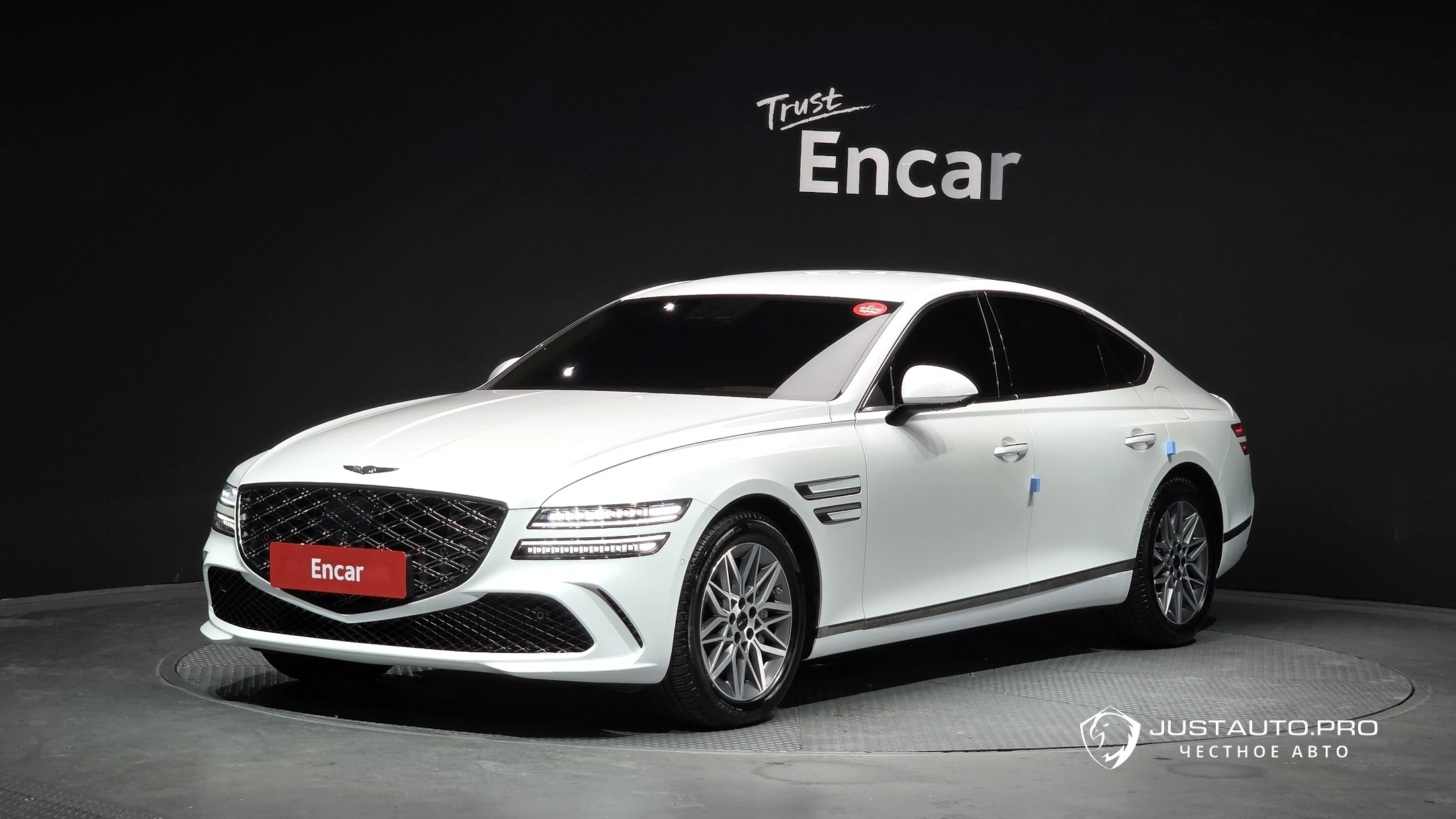 Автомобиль Genesis G80