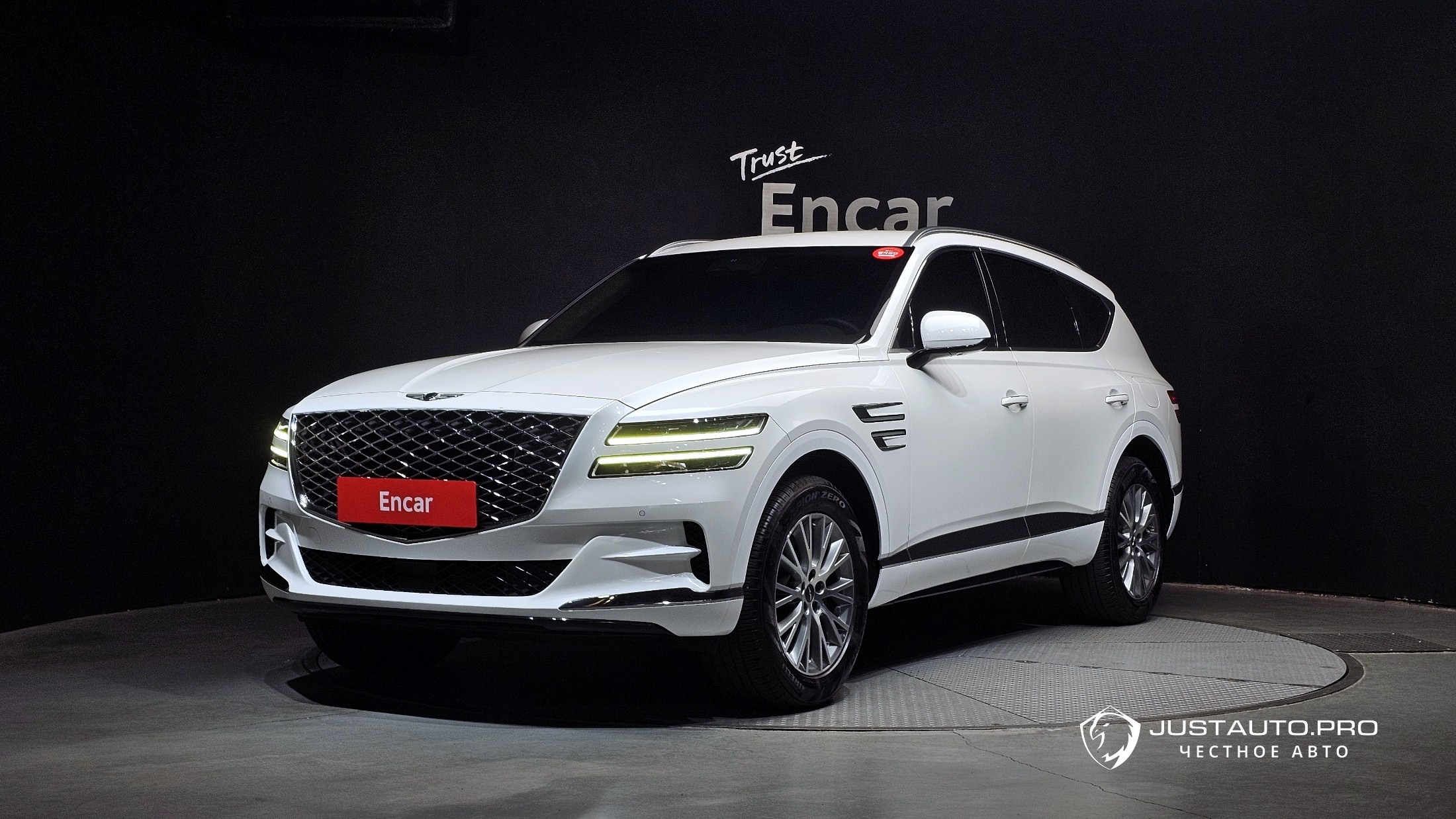 Автомобиль Genesis GV80