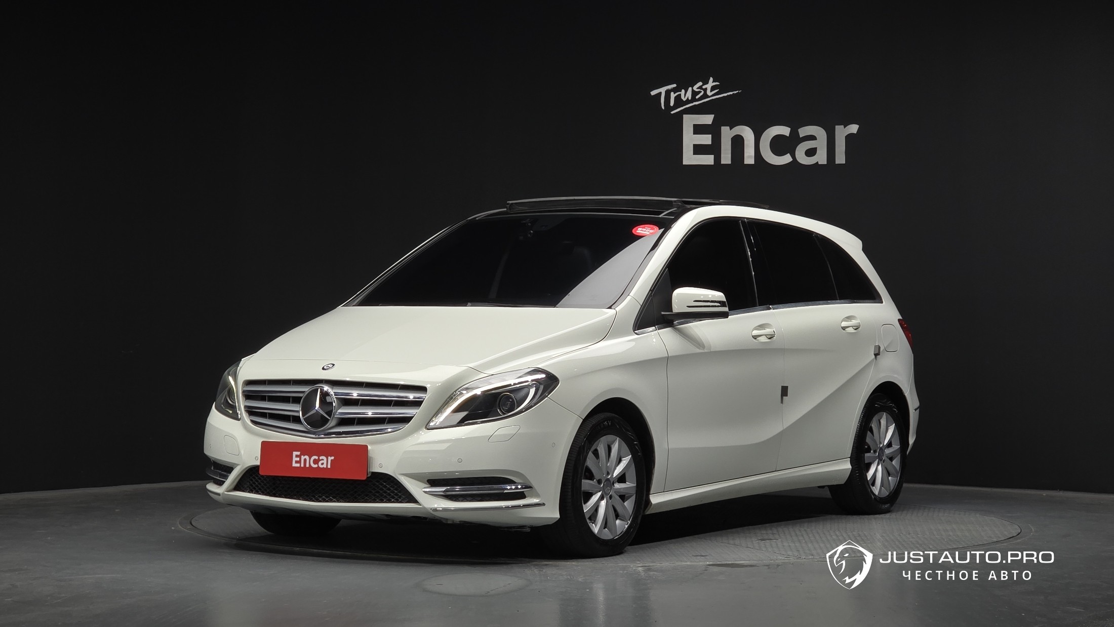 Автомобиль Mercedes-Benz B-Class